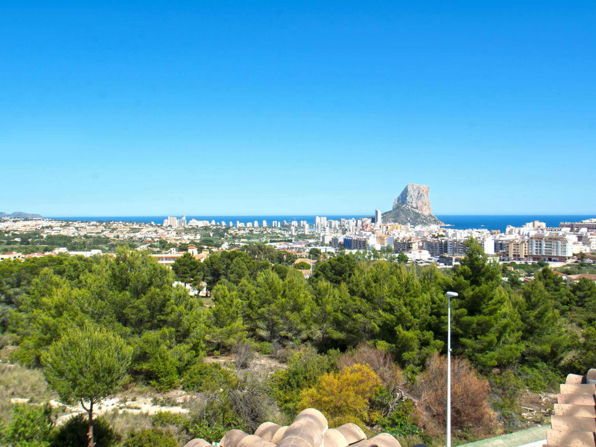 Foto 30 - Casa de 9 quartos em Calp com piscina privada e vistas do mar