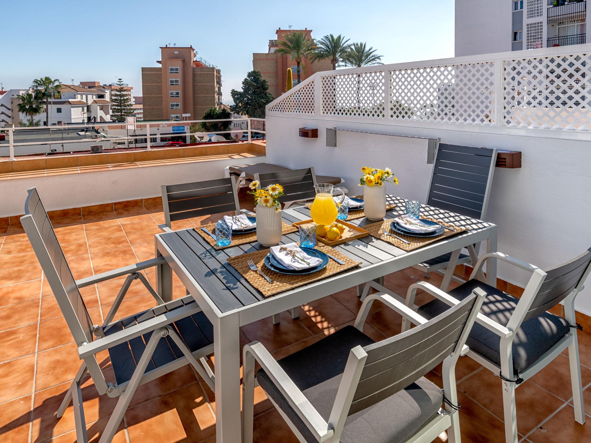 Foto 41 - Apartamento de 2 habitaciones en Benalmádena con terraza y vistas al mar