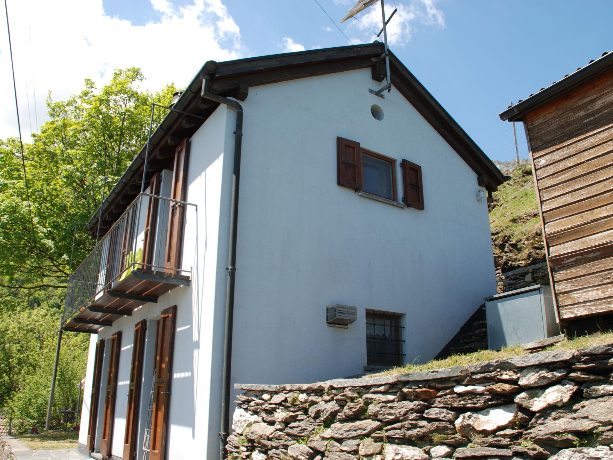 Foto 30 - Haus mit 1 Schlafzimmer in Brissago mit garten