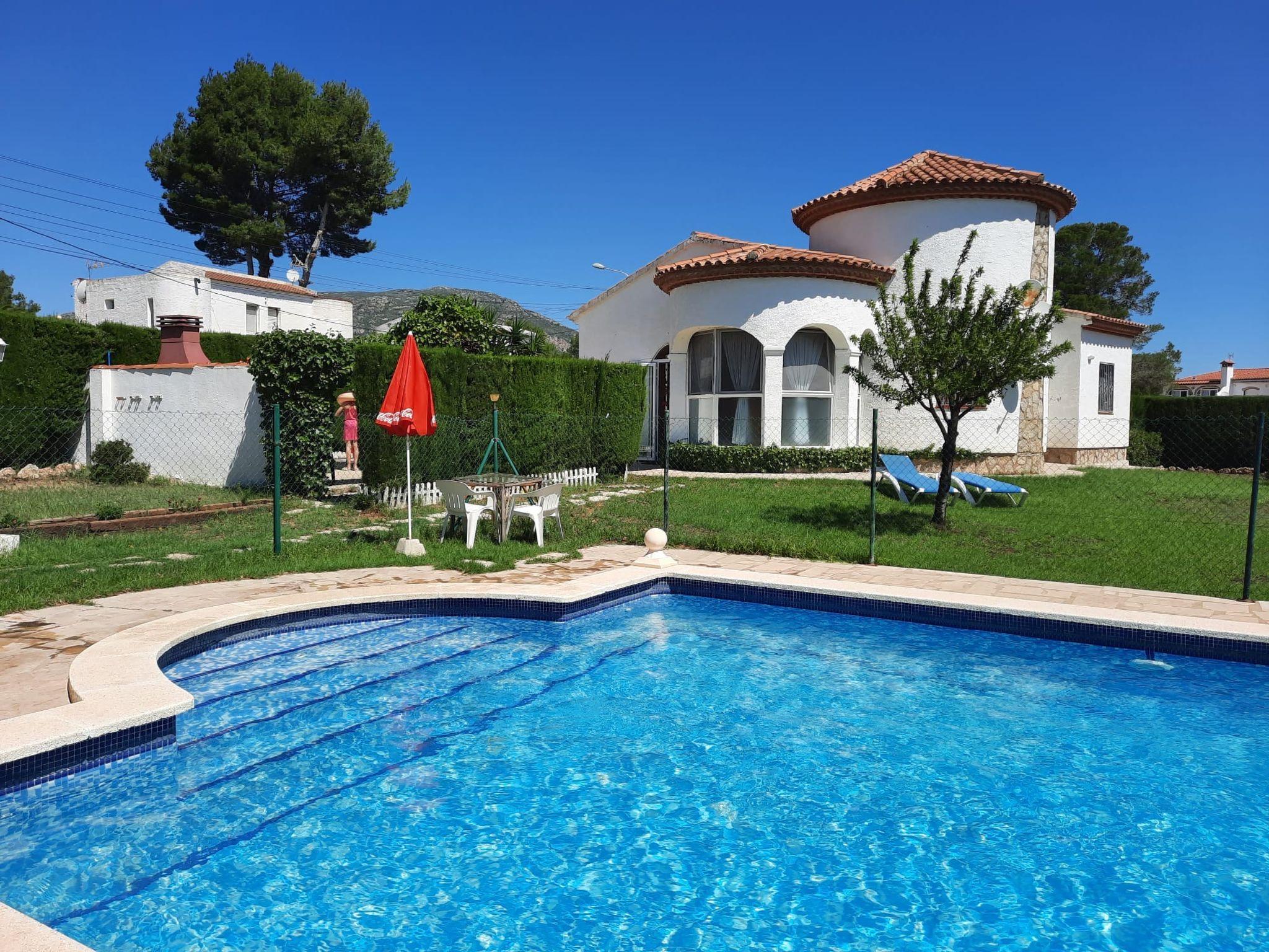 Photo 1 - Maison de 3 chambres à Mont-roig del Camp avec piscine et vues à la mer