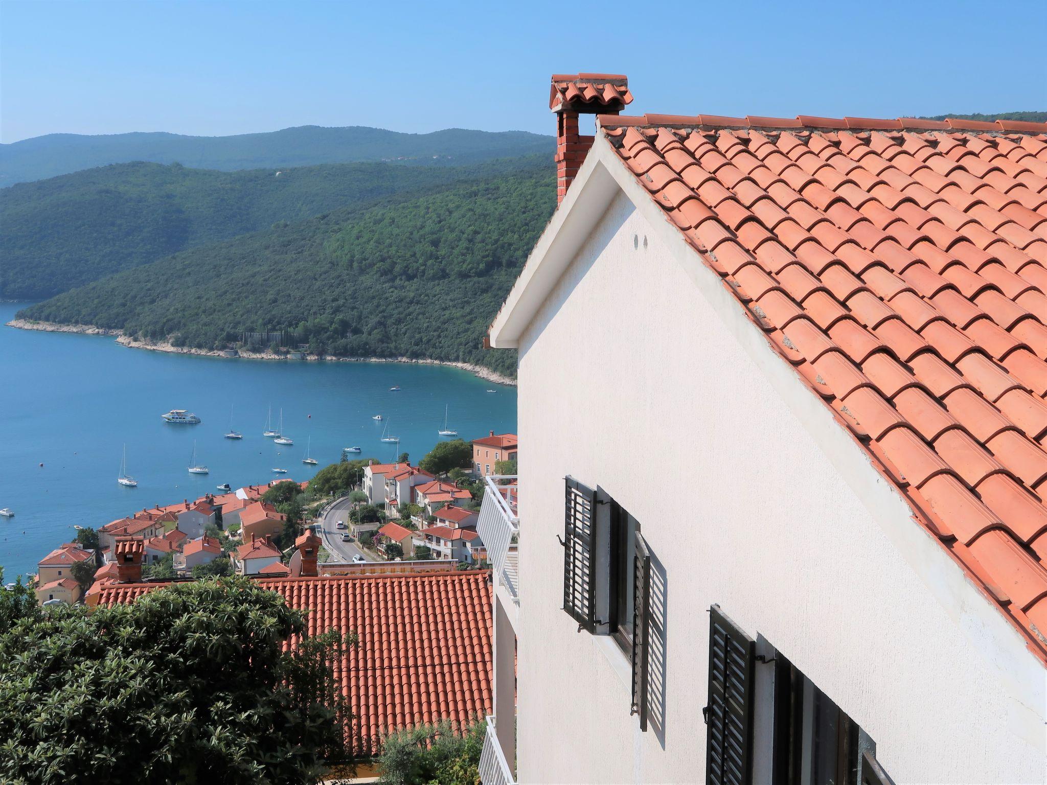 Foto 16 - Apartamento de 2 habitaciones en Labin con terraza y vistas al mar