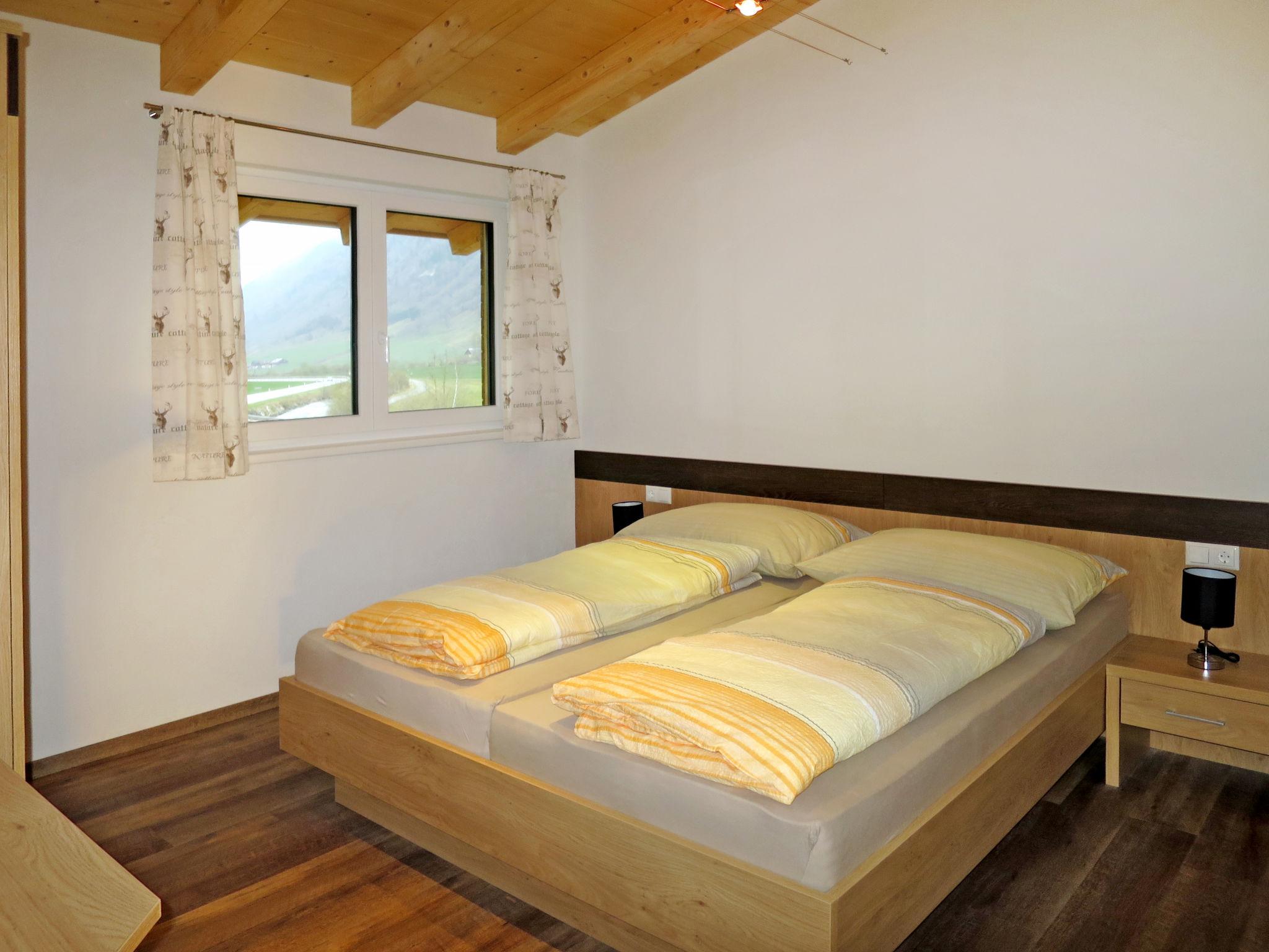 Foto 4 - Appartamento con 2 camere da letto a Fusch an der Großglocknerstraße con giardino e vista sulle montagne