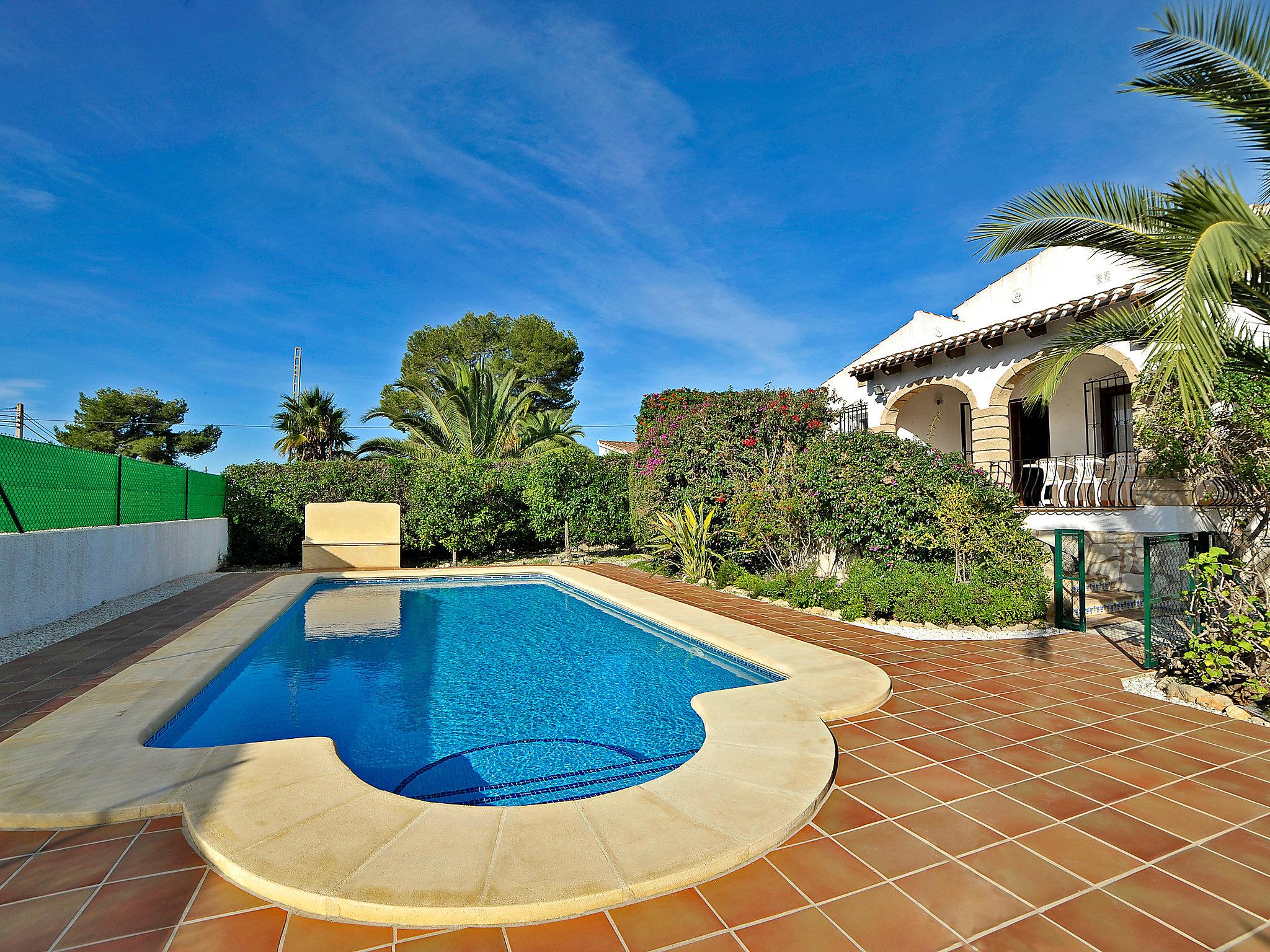 Foto 3 - Casa de 2 quartos em Jávea com piscina privada e vistas do mar