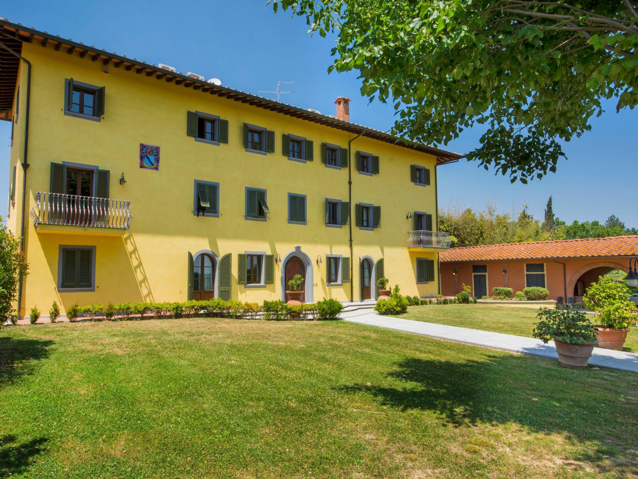 Foto 2 - Casa con 8 camere da letto a Fucecchio con piscina privata e giardino