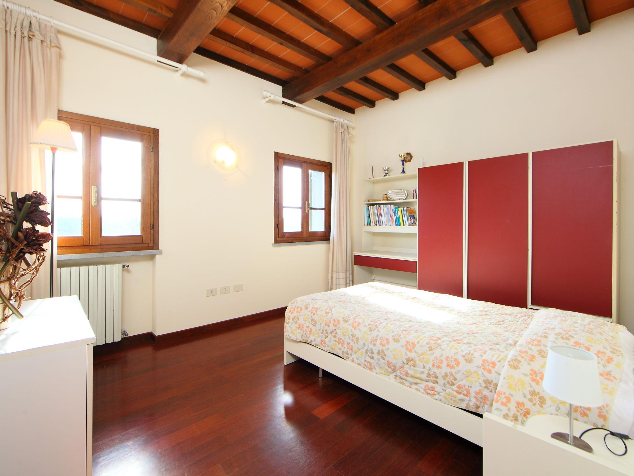 Photo 26 - 8 bedroom House in Fucecchio with private pool and garden