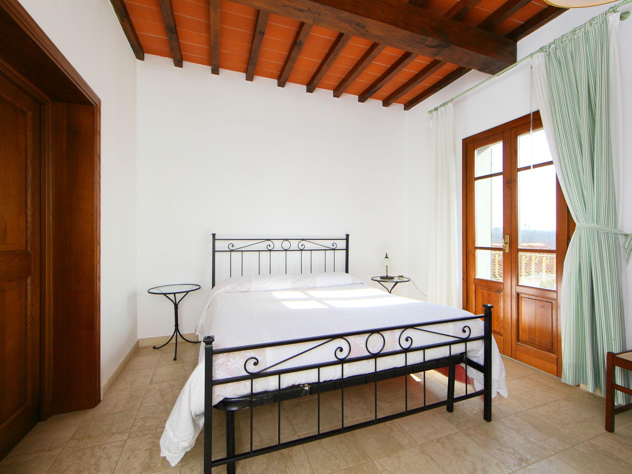 Foto 22 - Haus mit 8 Schlafzimmern in Fucecchio mit privater pool und garten