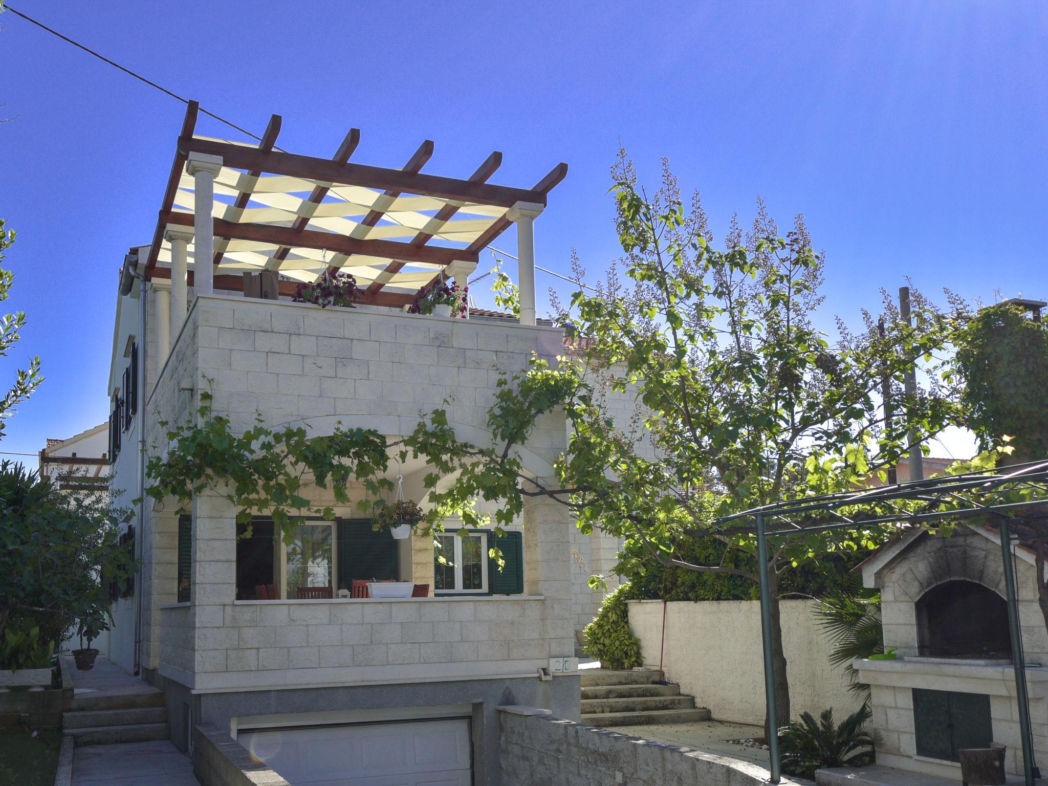 Photo 34 - Maison de 4 chambres à Zadar avec jardin et vues à la mer