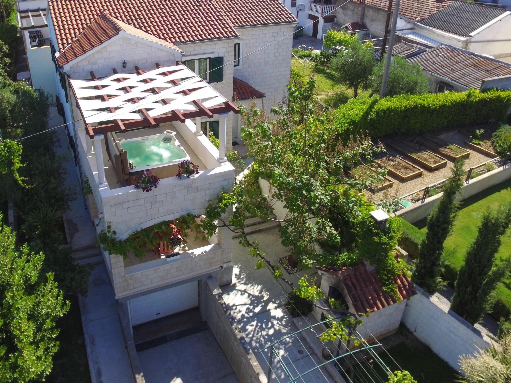 Foto 36 - Casa de 4 habitaciones en Zadar con jardín y vistas al mar