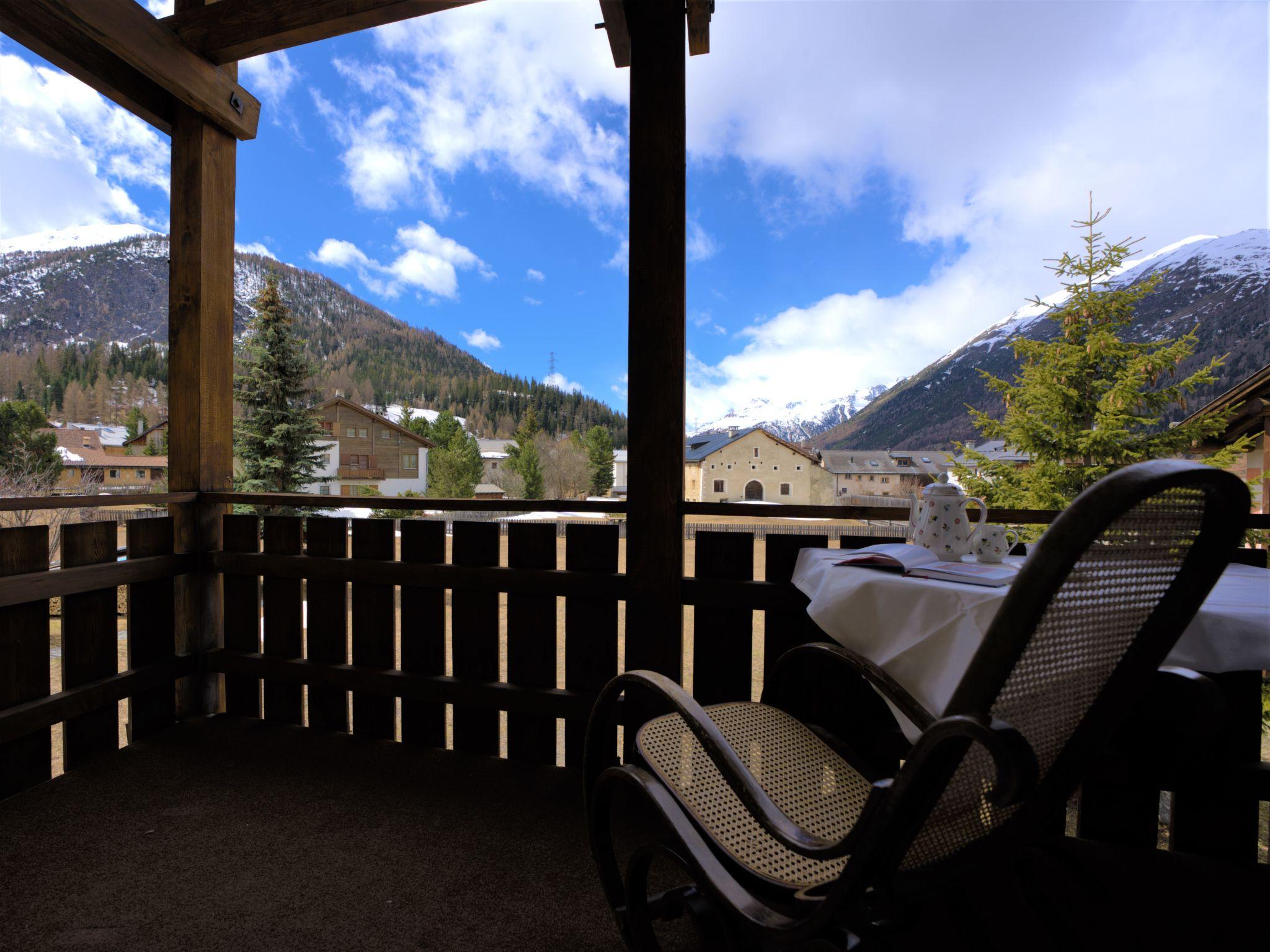 Photo 7 - 2 bedroom Apartment in La Punt Chamues-ch with mountain view