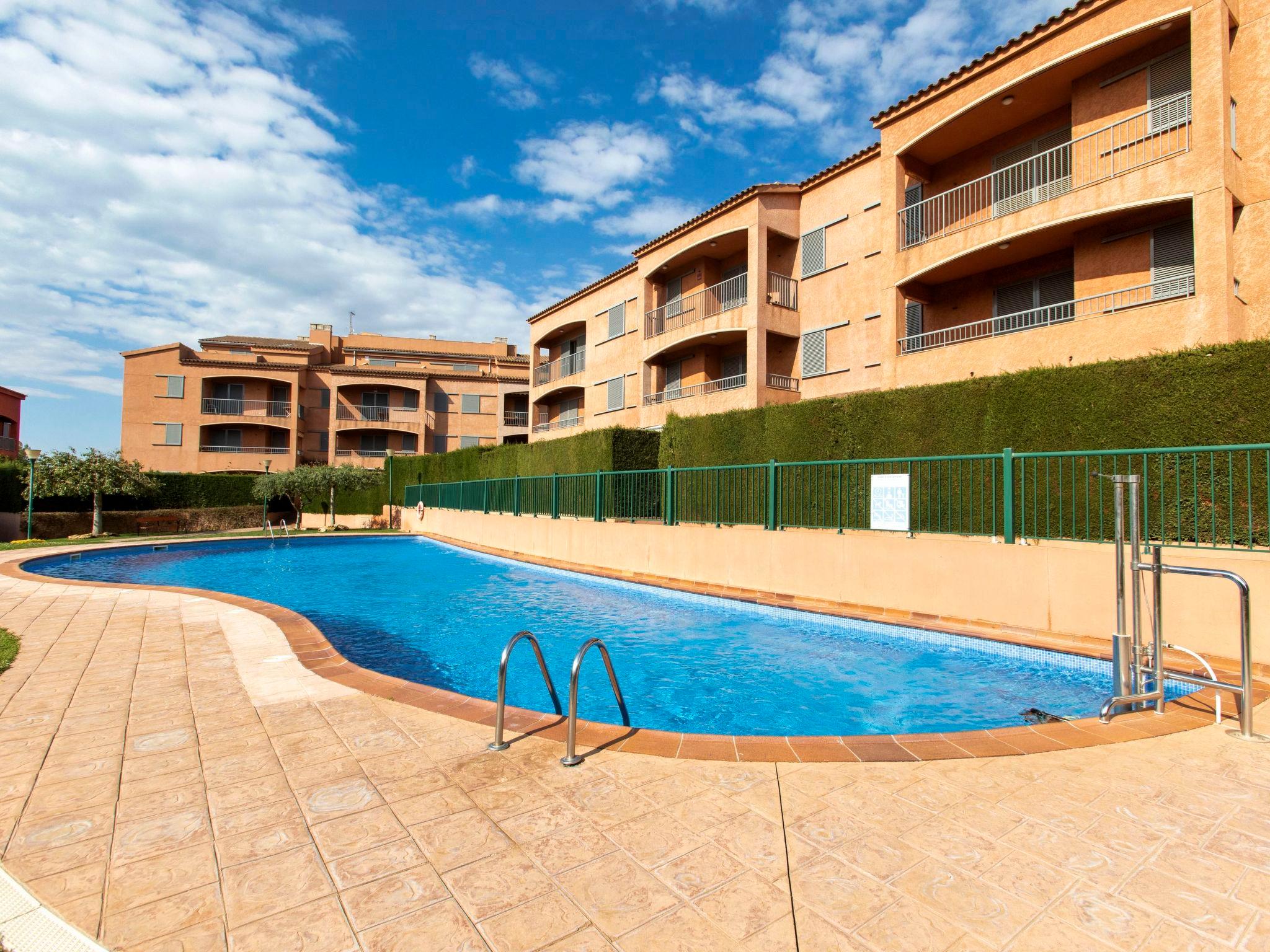 Foto 1 - Apartamento de 1 quarto em l'Ametlla de Mar com piscina e jardim