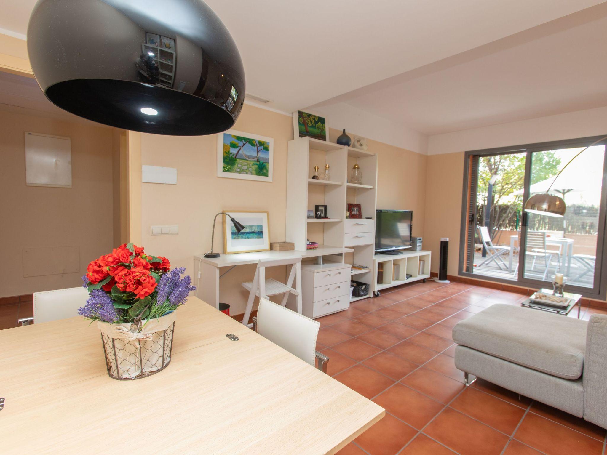 Photo 8 - 1 bedroom Apartment in l'Ametlla de Mar with swimming pool and garden