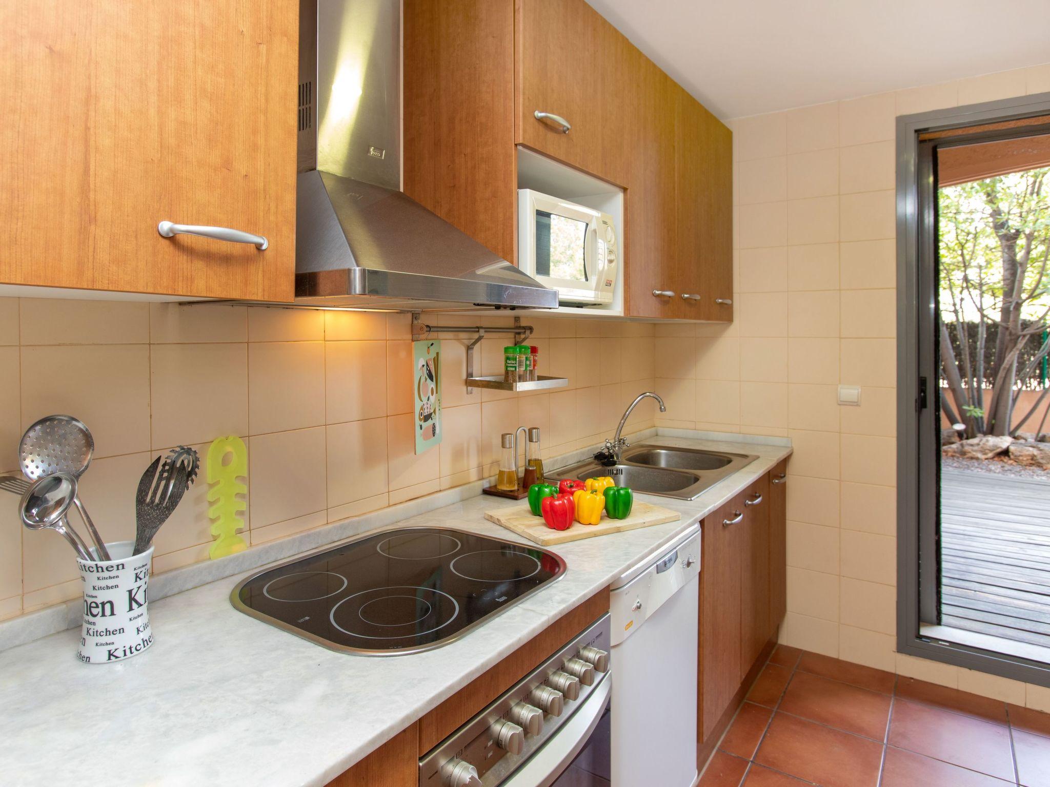 Photo 5 - 1 bedroom Apartment in l'Ametlla de Mar with swimming pool and garden