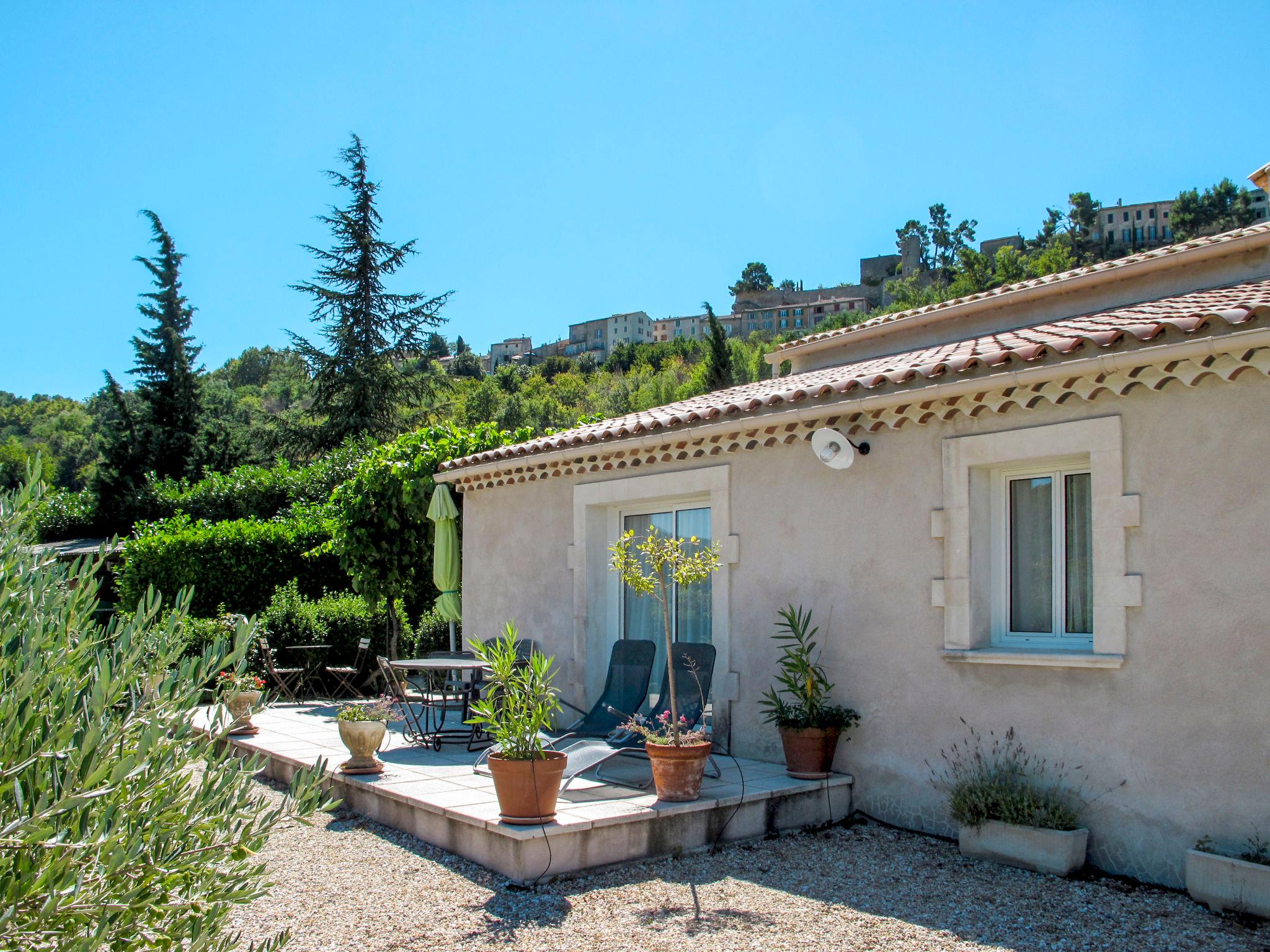 Photo 1 - Maison de 2 chambres à Ménerbes avec terrasse