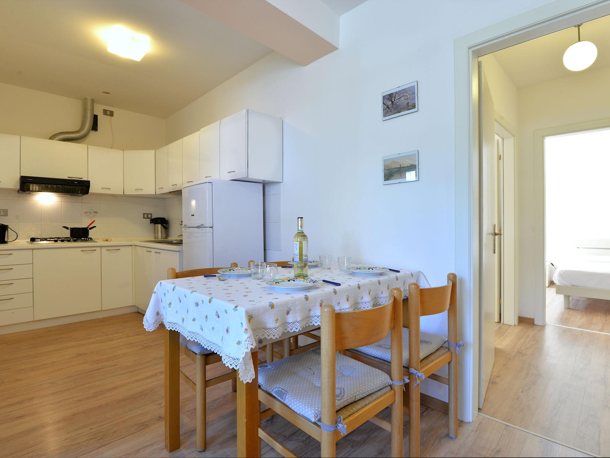 Photo 3 - 2 bedroom Apartment in Caldonazzo with garden and terrace