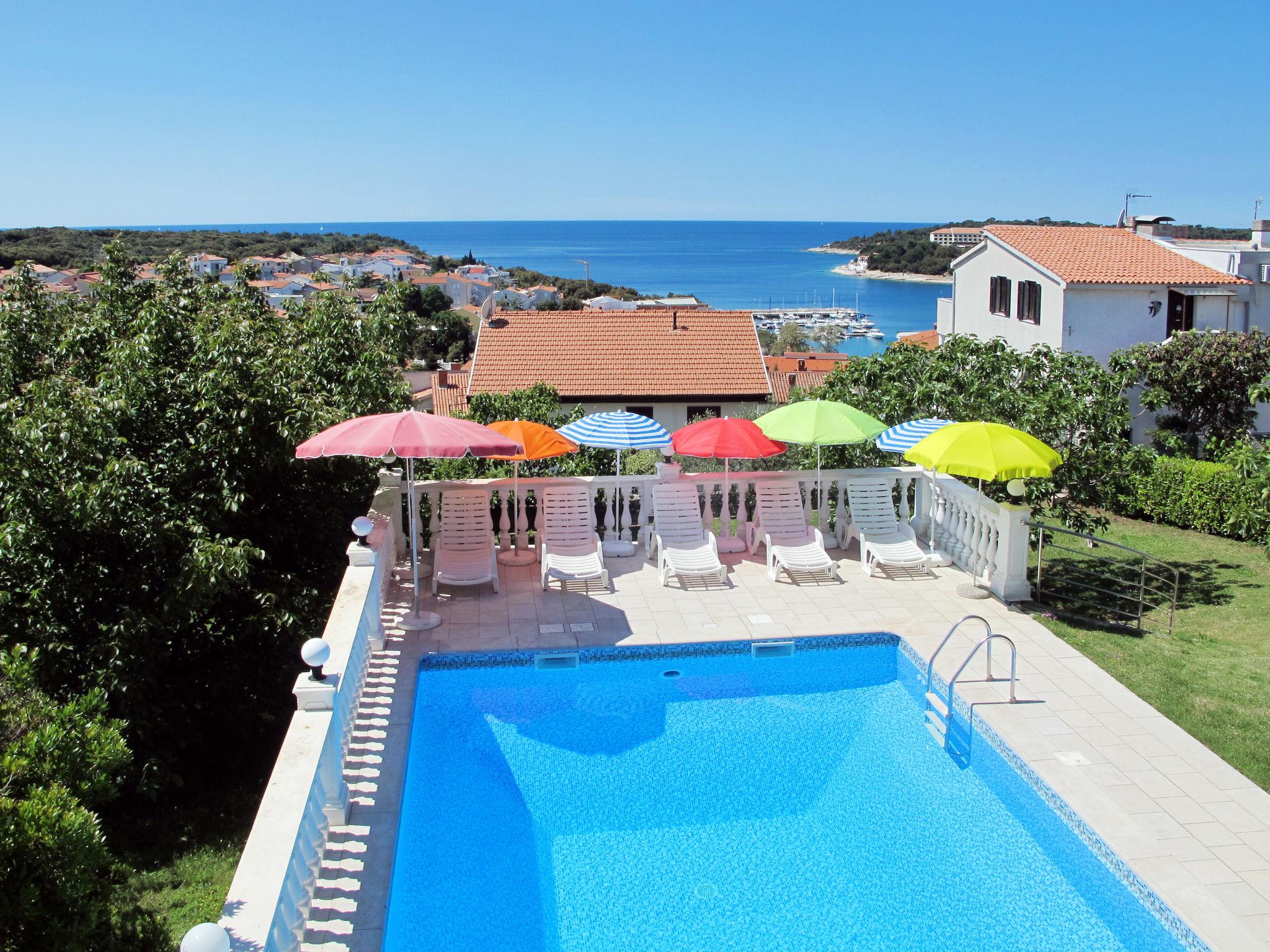 Foto 1 - Apartamento de 4 quartos em Medulin com piscina e vistas do mar