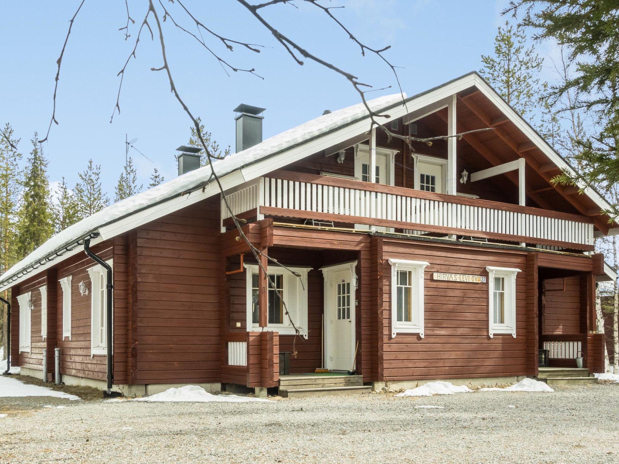 Foto 4 - Casa de 3 habitaciones en Kittilä con sauna y vistas a la montaña