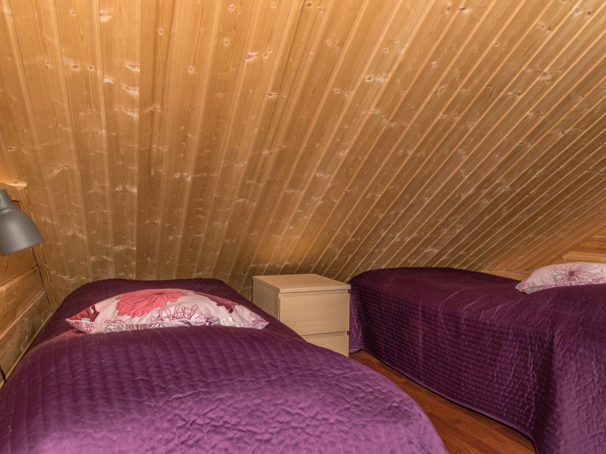 Foto 15 - Casa de 1 habitación en Kolari con sauna y vistas a la montaña
