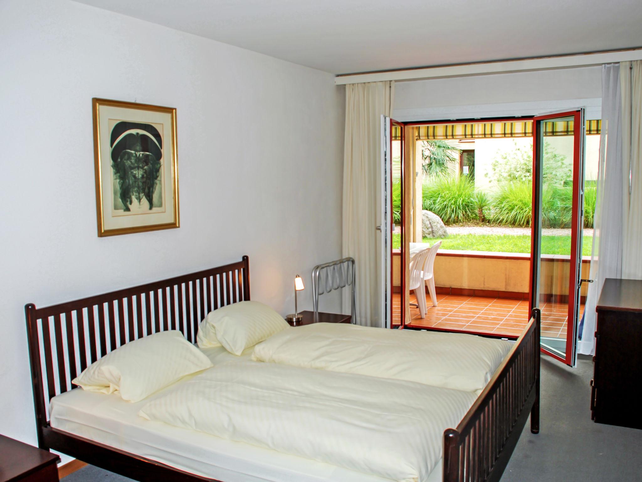 Foto 6 - Apartment mit 1 Schlafzimmer in Caslano mit garten und blick auf die berge