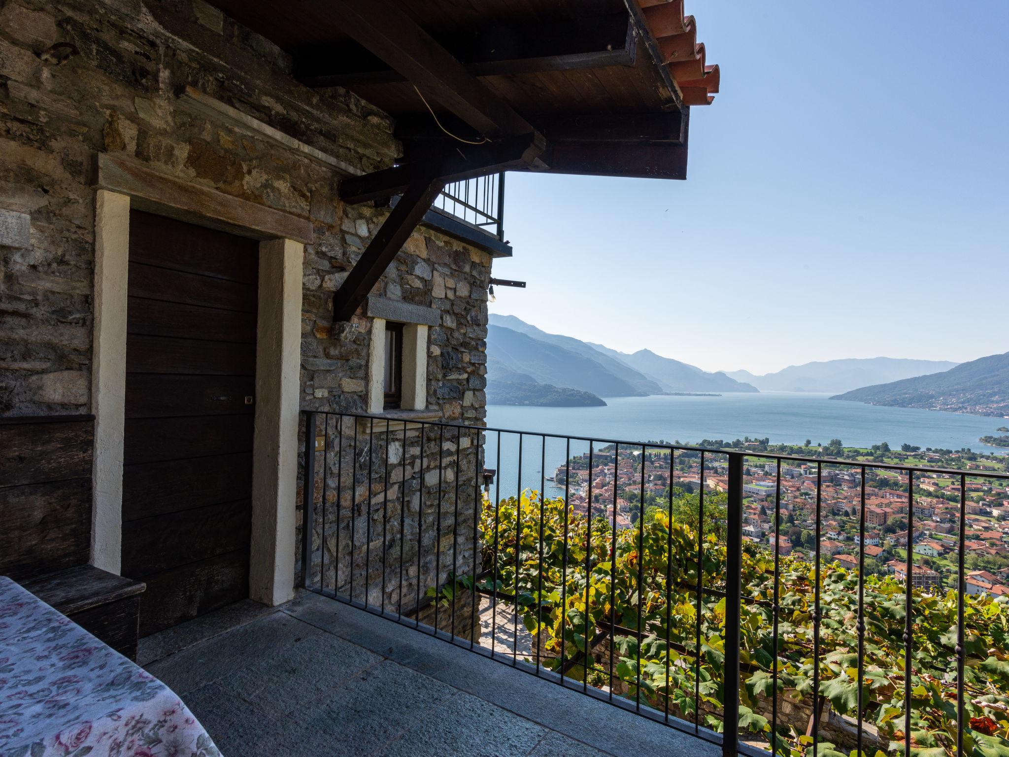 Foto 2 - Appartamento a Gravedona ed Uniti con piscina e vista sulle montagne