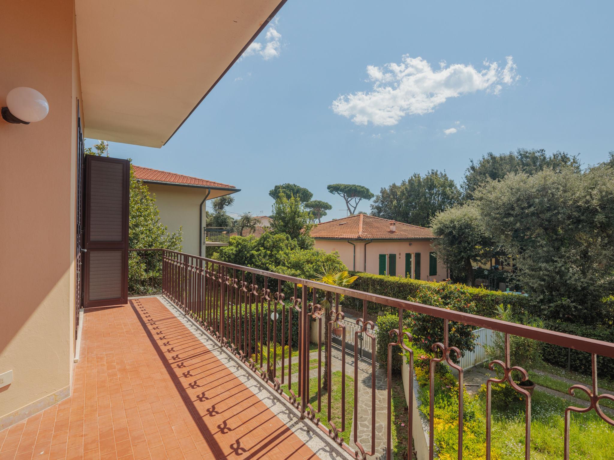 Foto 42 - Casa de 4 habitaciones en Pietrasanta con piscina privada y vistas al mar