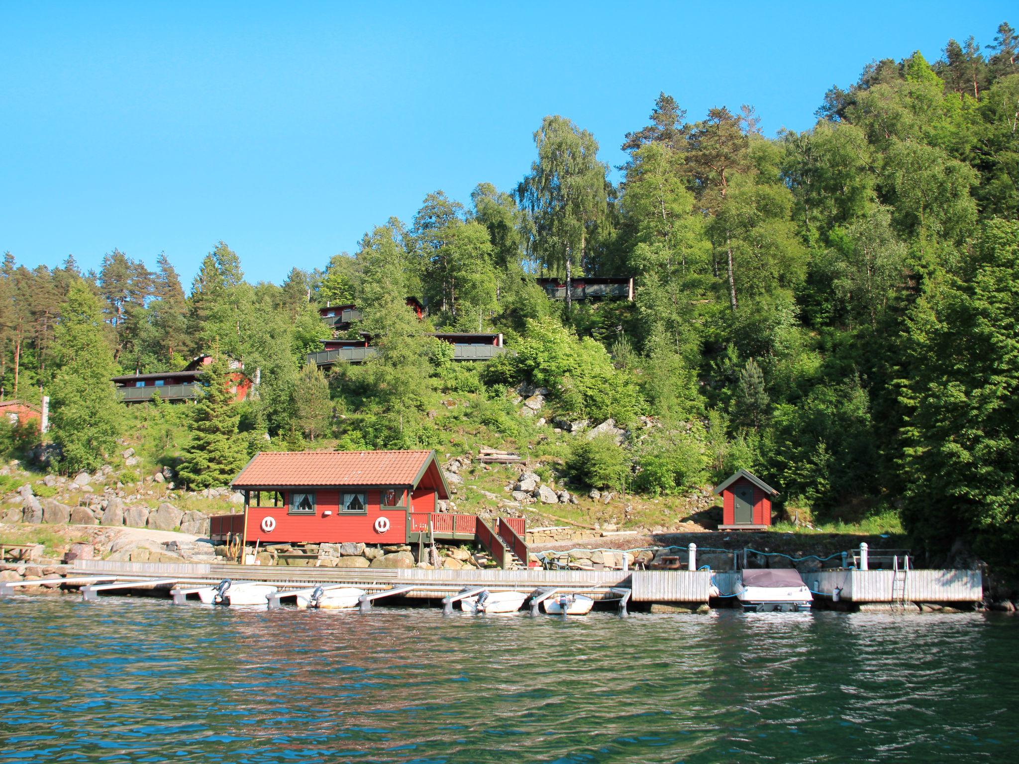 Foto 1 - Casa de 2 quartos em Lyngdal com jardim e terraço