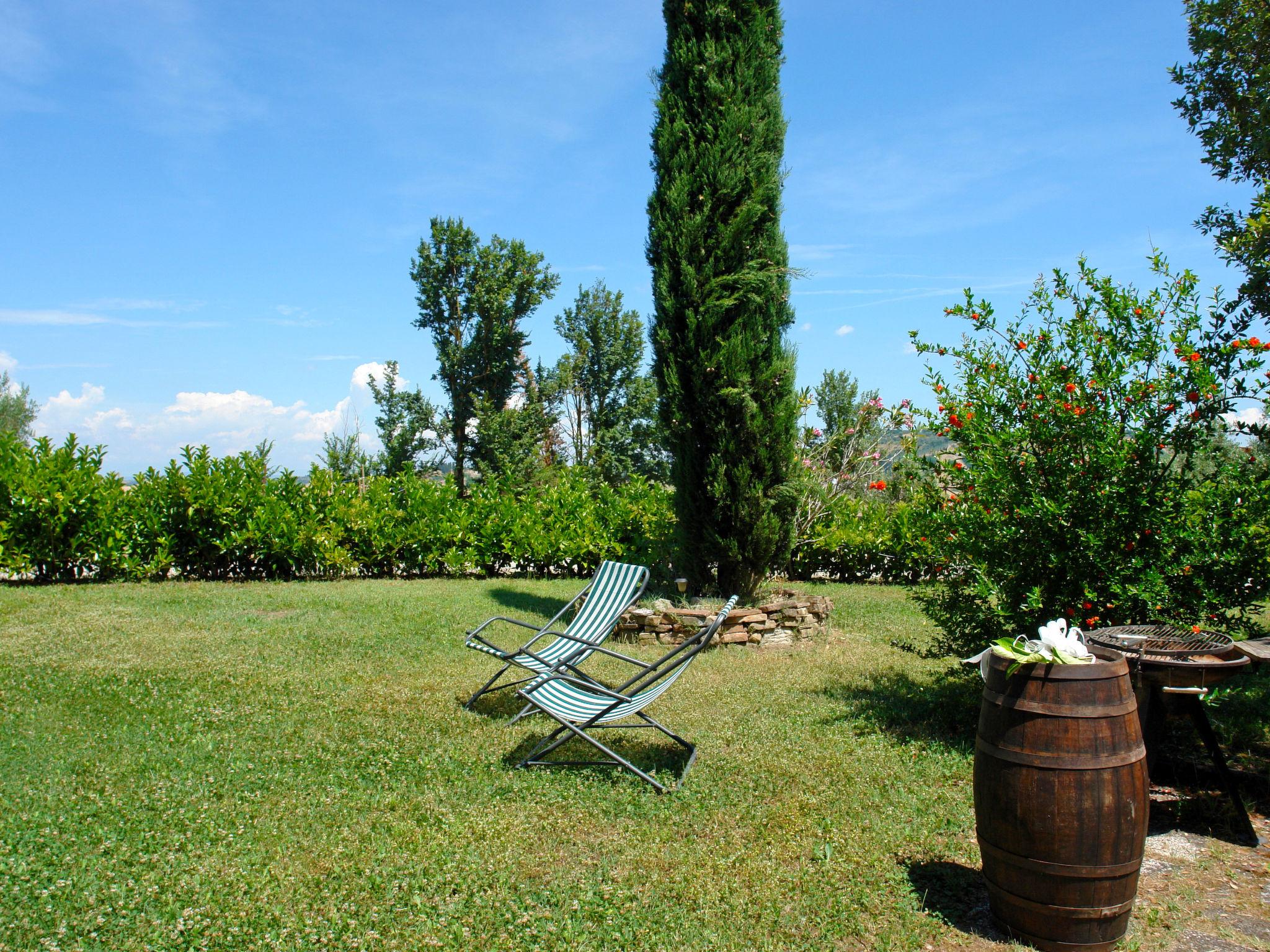 Foto 14 - Appartamento con 1 camera da letto a Certaldo con piscina e giardino