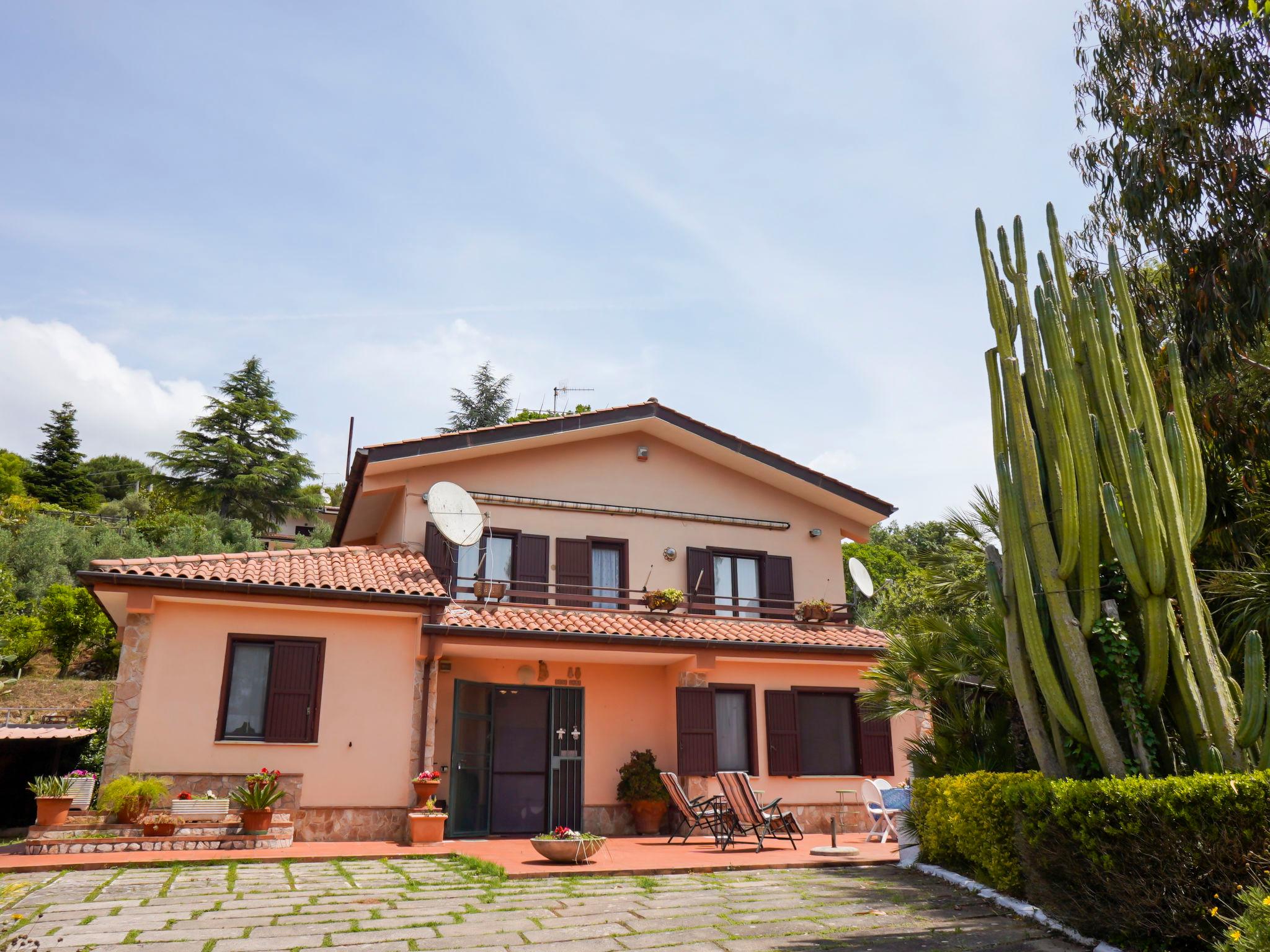 Photo 35 - Maison de 6 chambres à Itri avec piscine privée et jardin