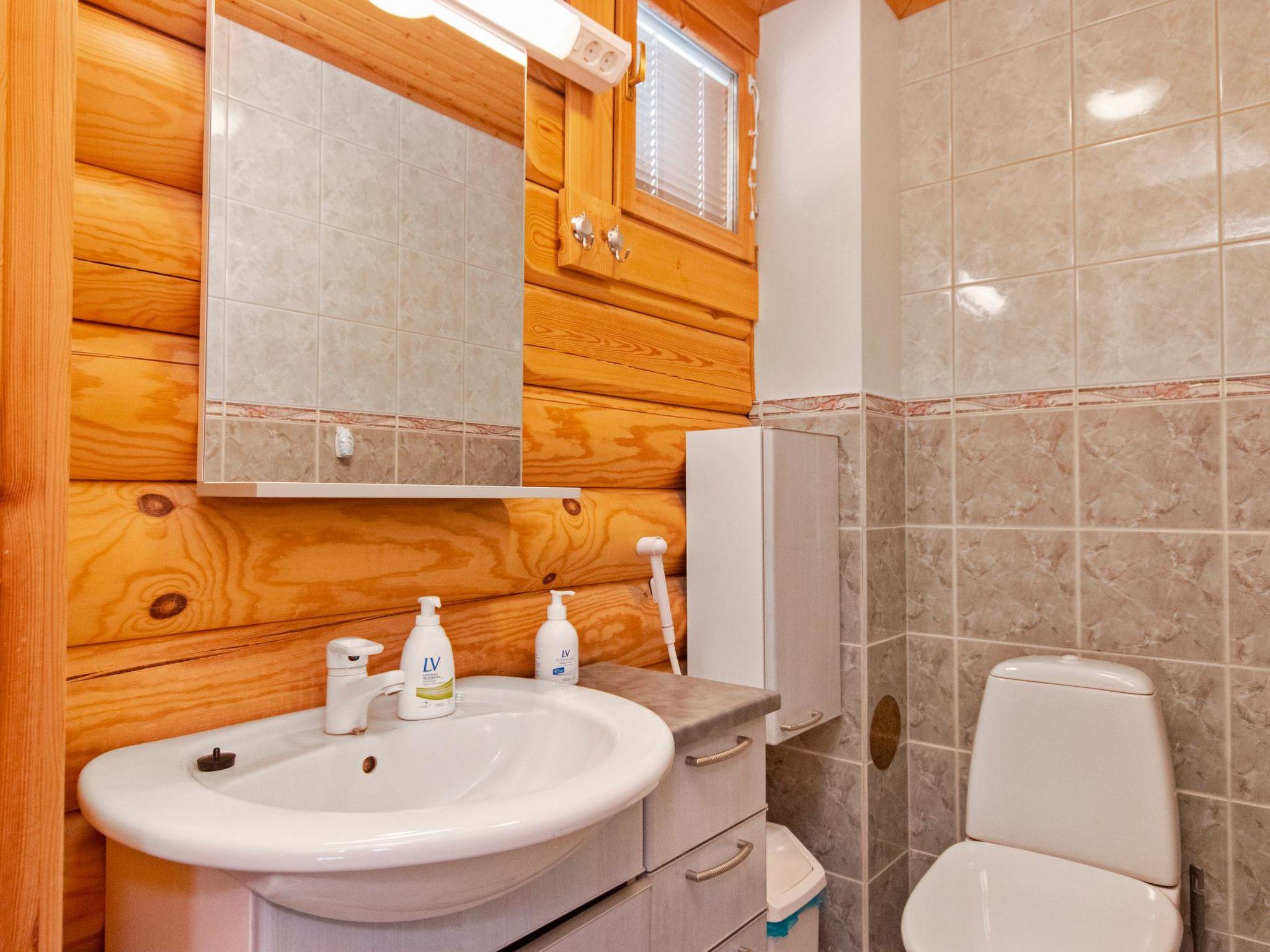 Foto 15 - Casa con 2 camere da letto a Kuusamo con sauna e vista sulle montagne