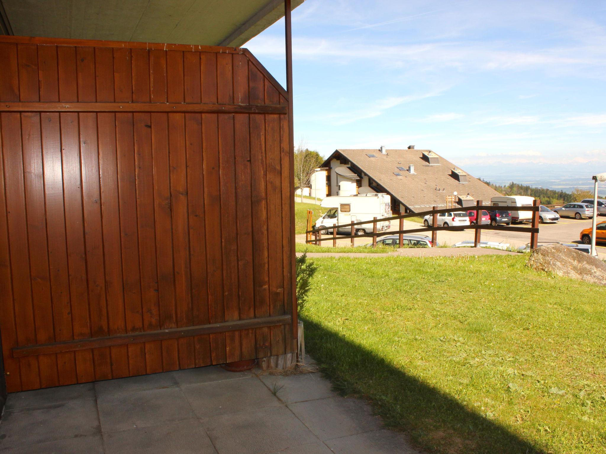 Photo 12 - Apartment in Sainte-Croix with garden and mountain view