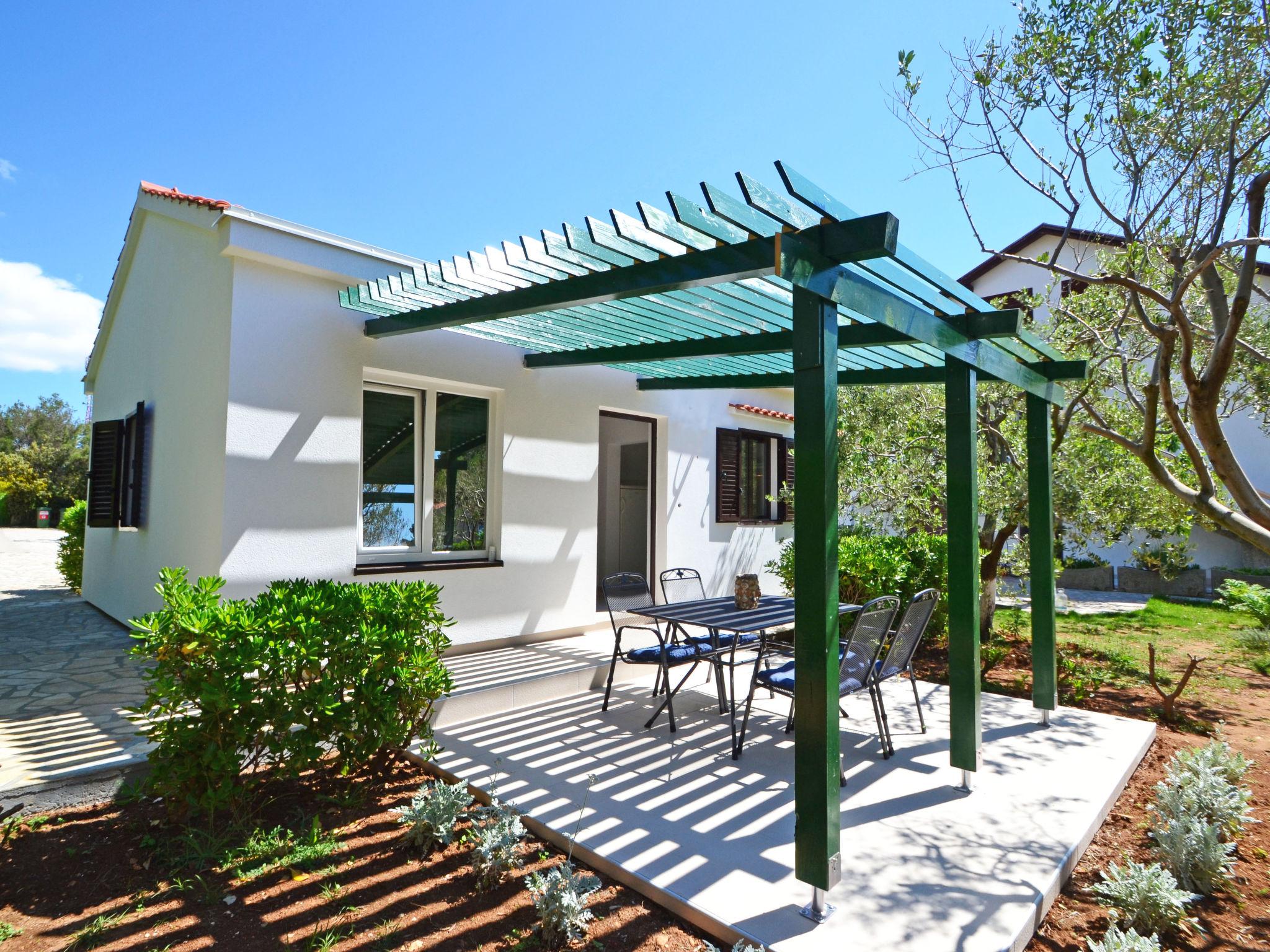 Photo 17 - Maison de 2 chambres à Vir avec piscine et jardin