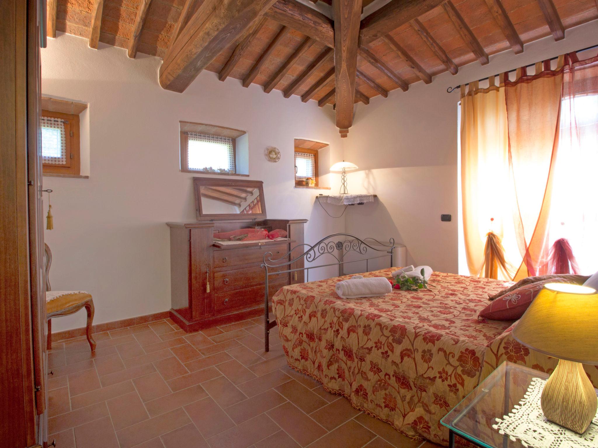 Foto 10 - Casa con 3 camere da letto a Cortona con piscina e giardino