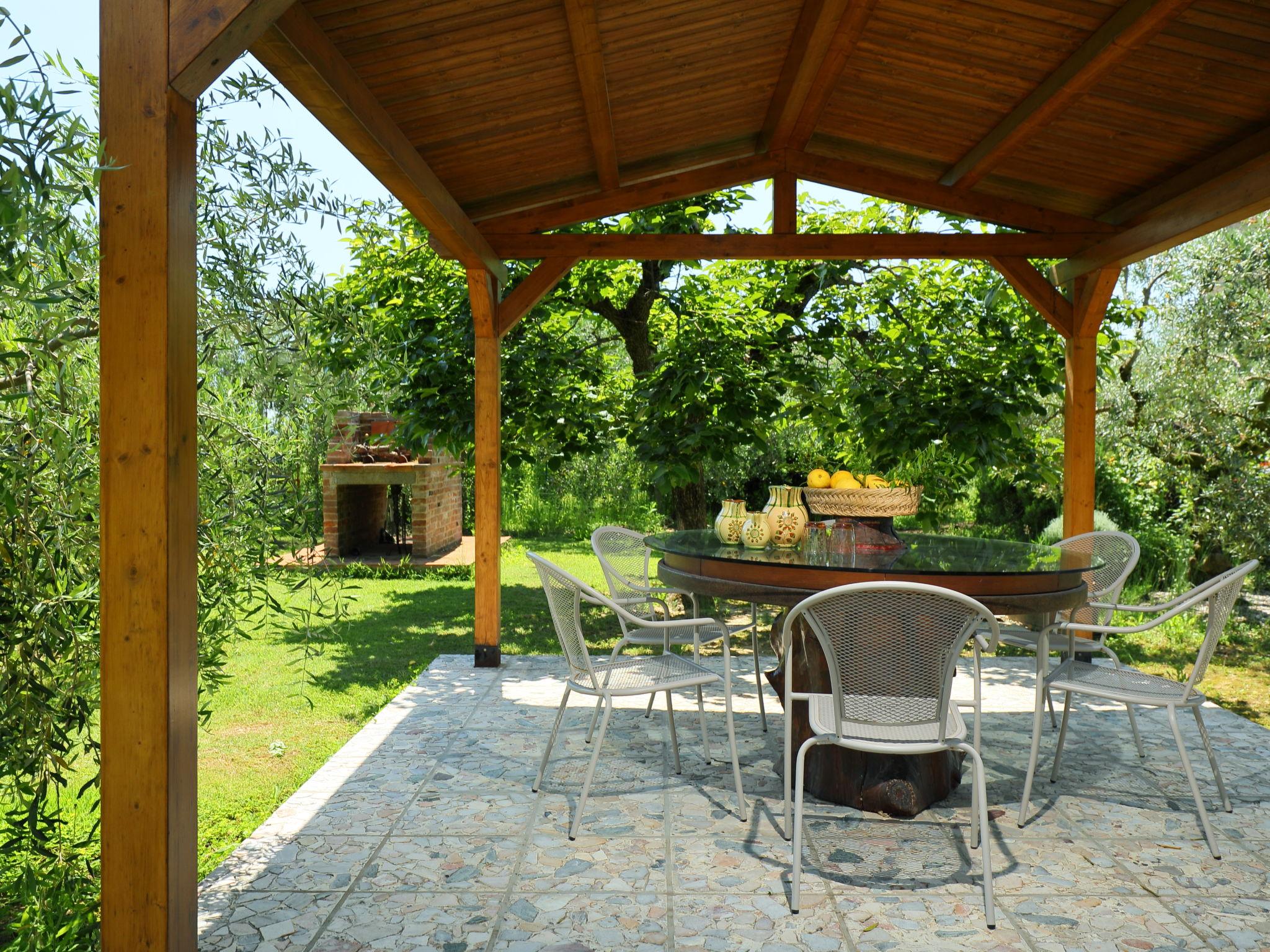 Photo 22 - Maison de 3 chambres à Cortona avec piscine et jardin