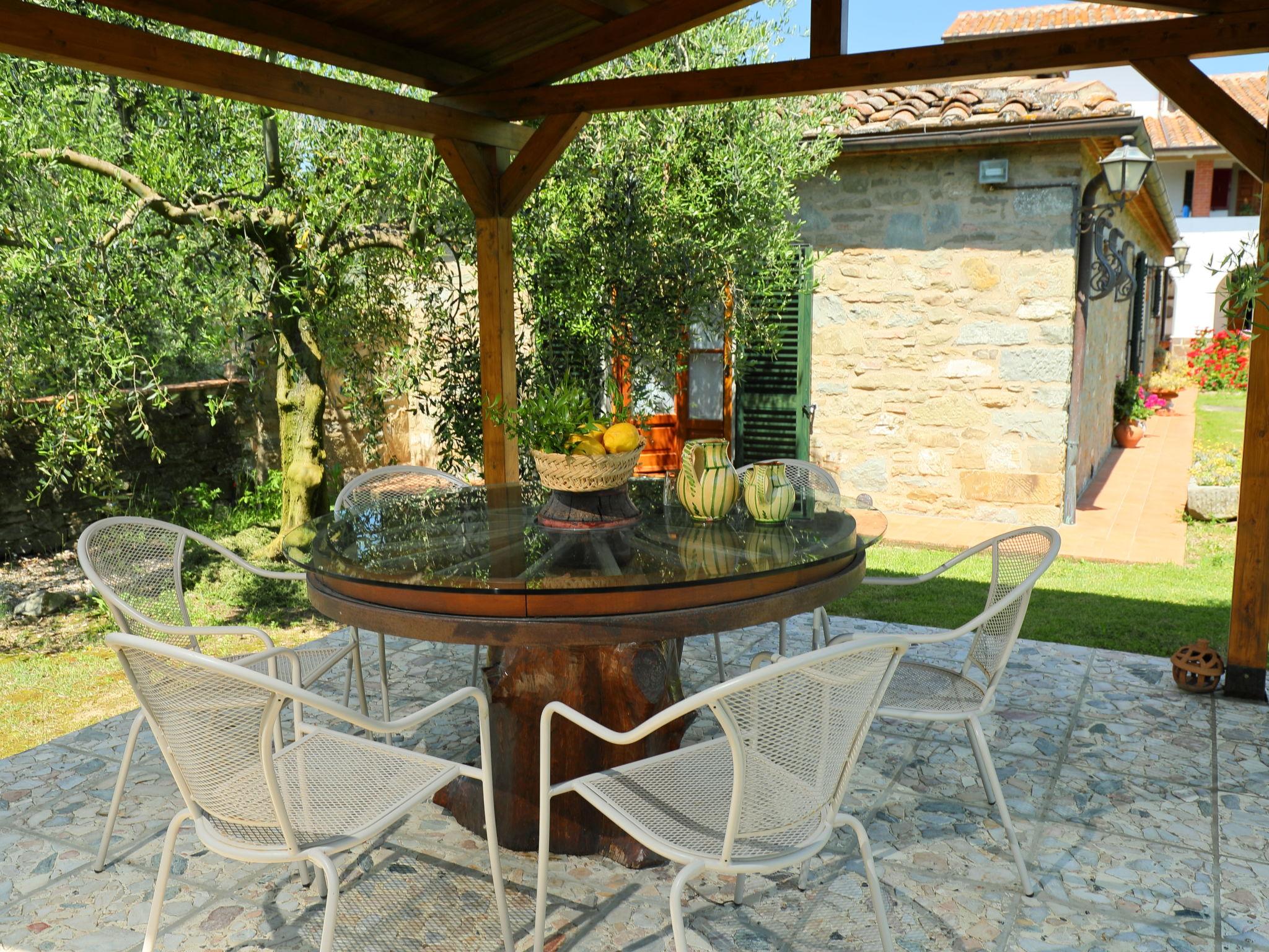 Photo 3 - 3 bedroom House in Cortona with swimming pool and garden