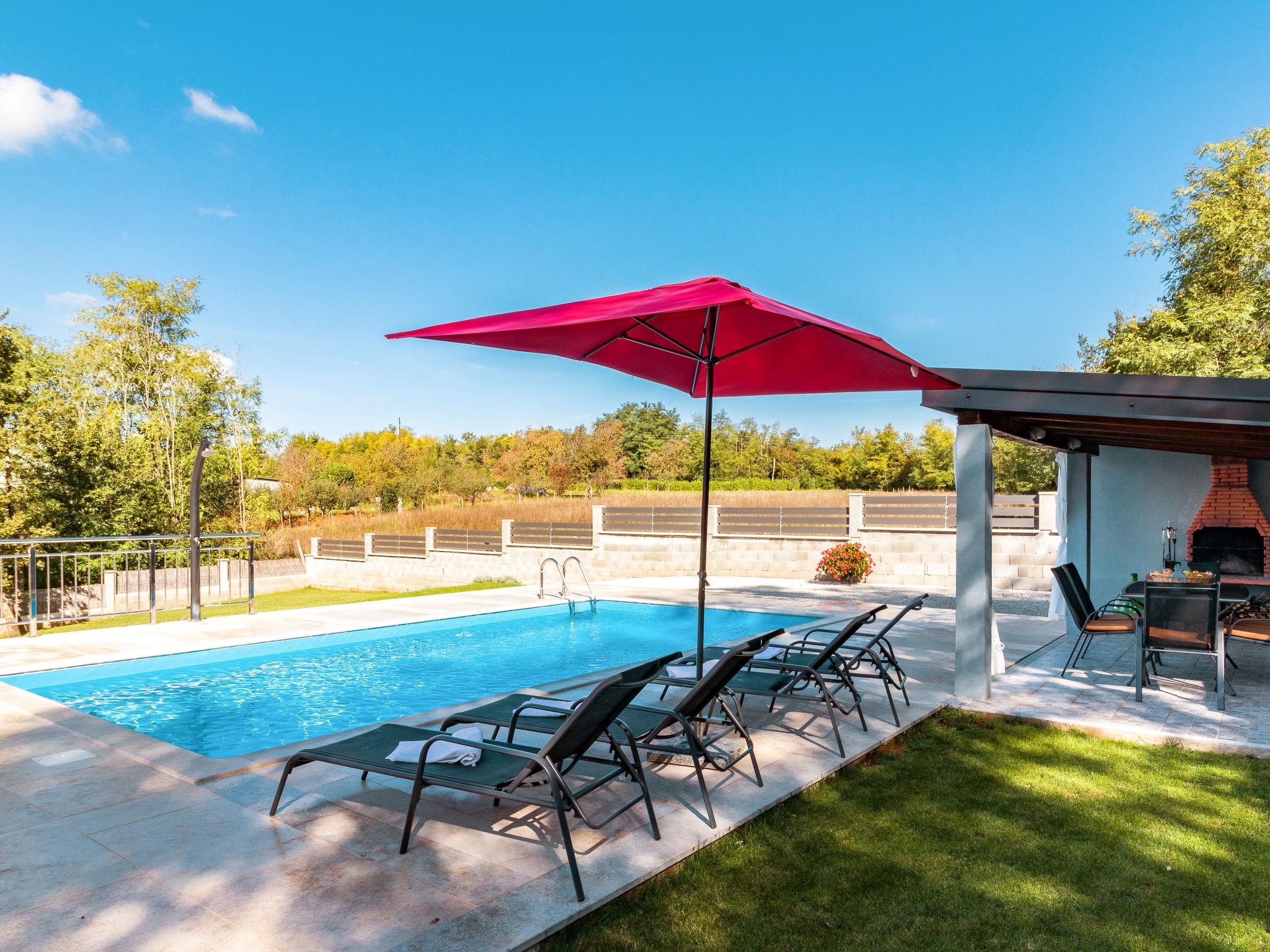 Photo 19 - Maison de 2 chambres à Višnjan avec piscine privée et jardin