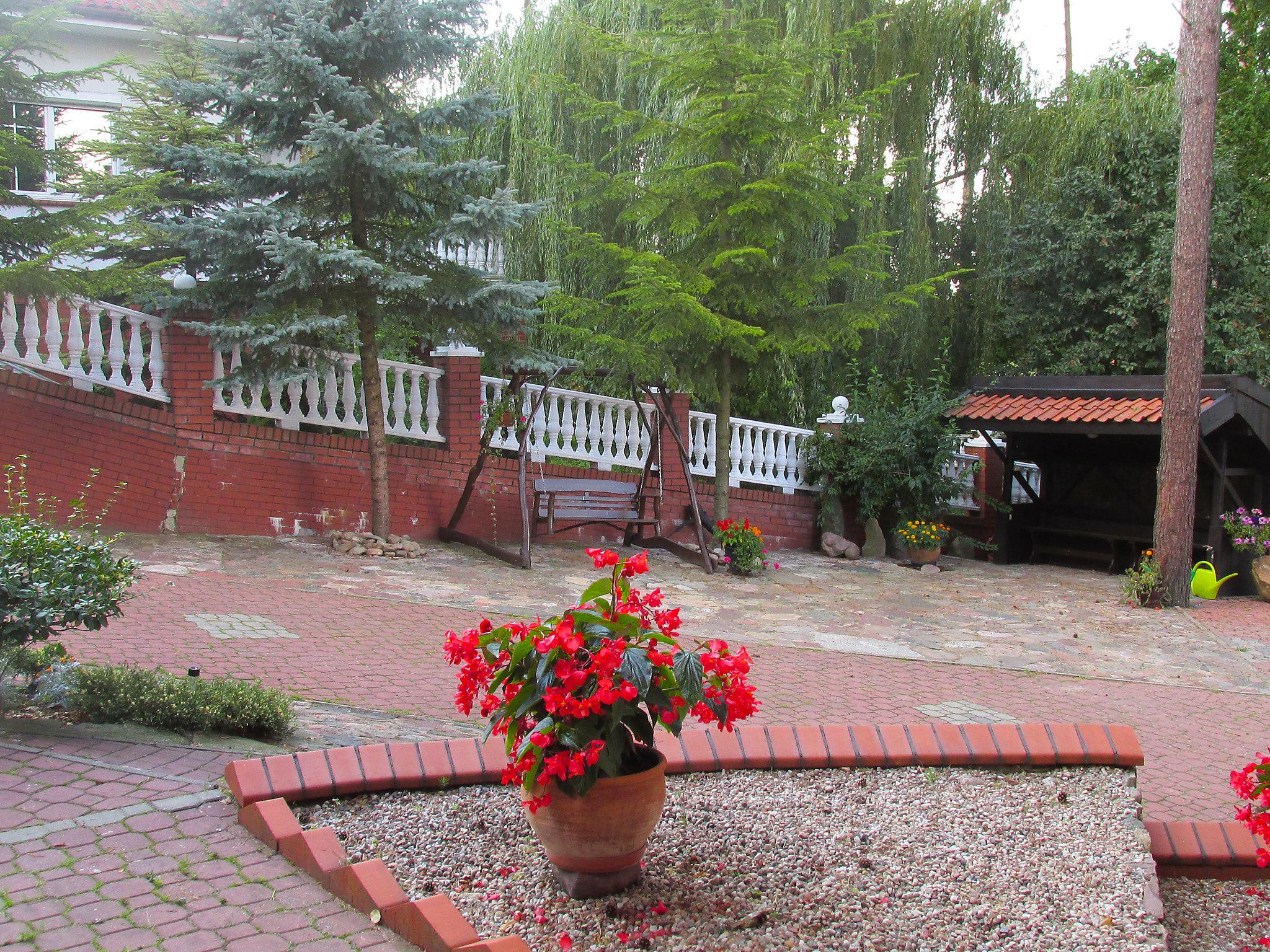 Photo 34 - Maison de 4 chambres à Grunwald avec piscine privée et jardin