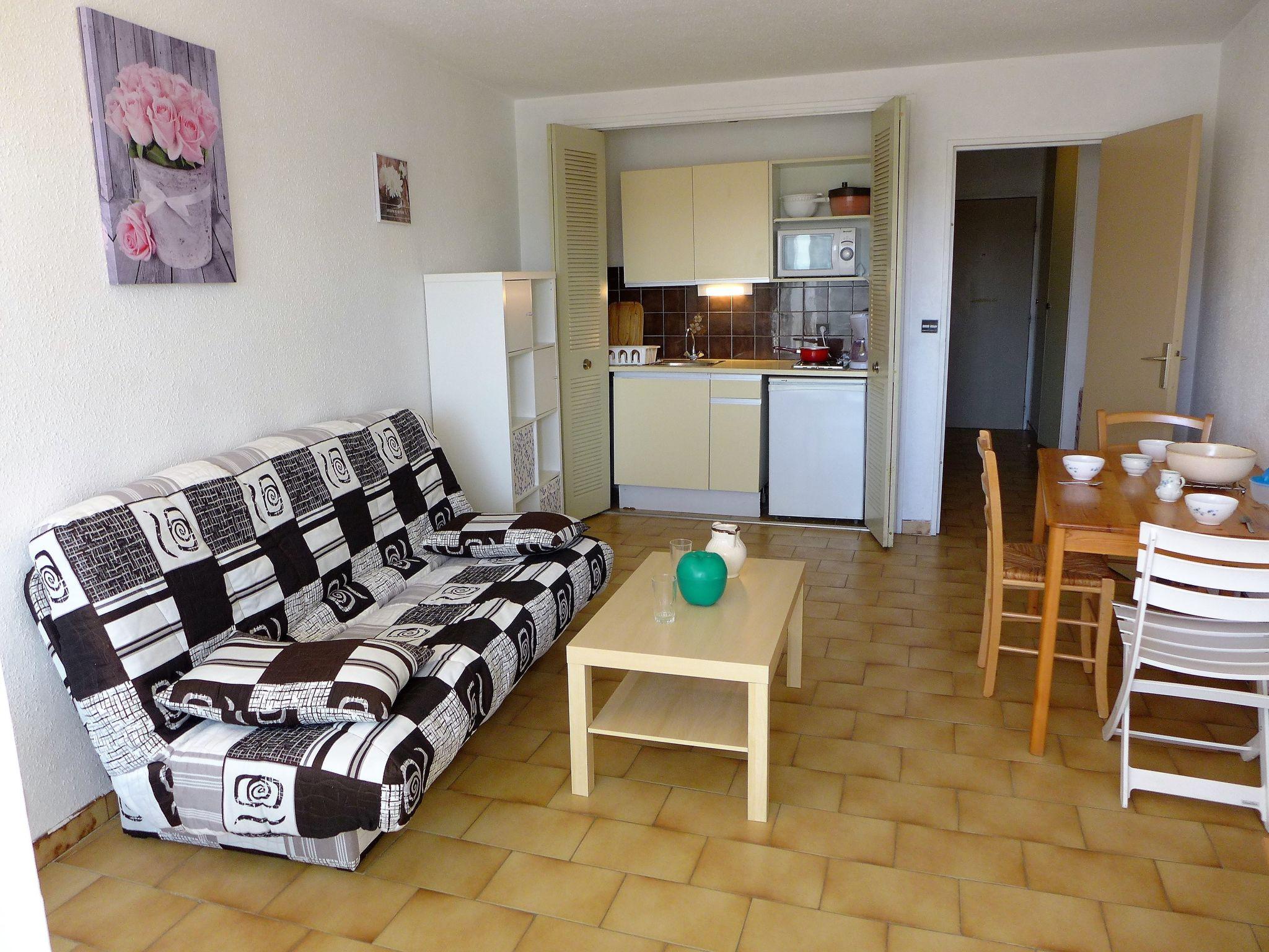 Foto 5 - Appartamento con 1 camera da letto a La Grande-Motte con terrazza e vista mare