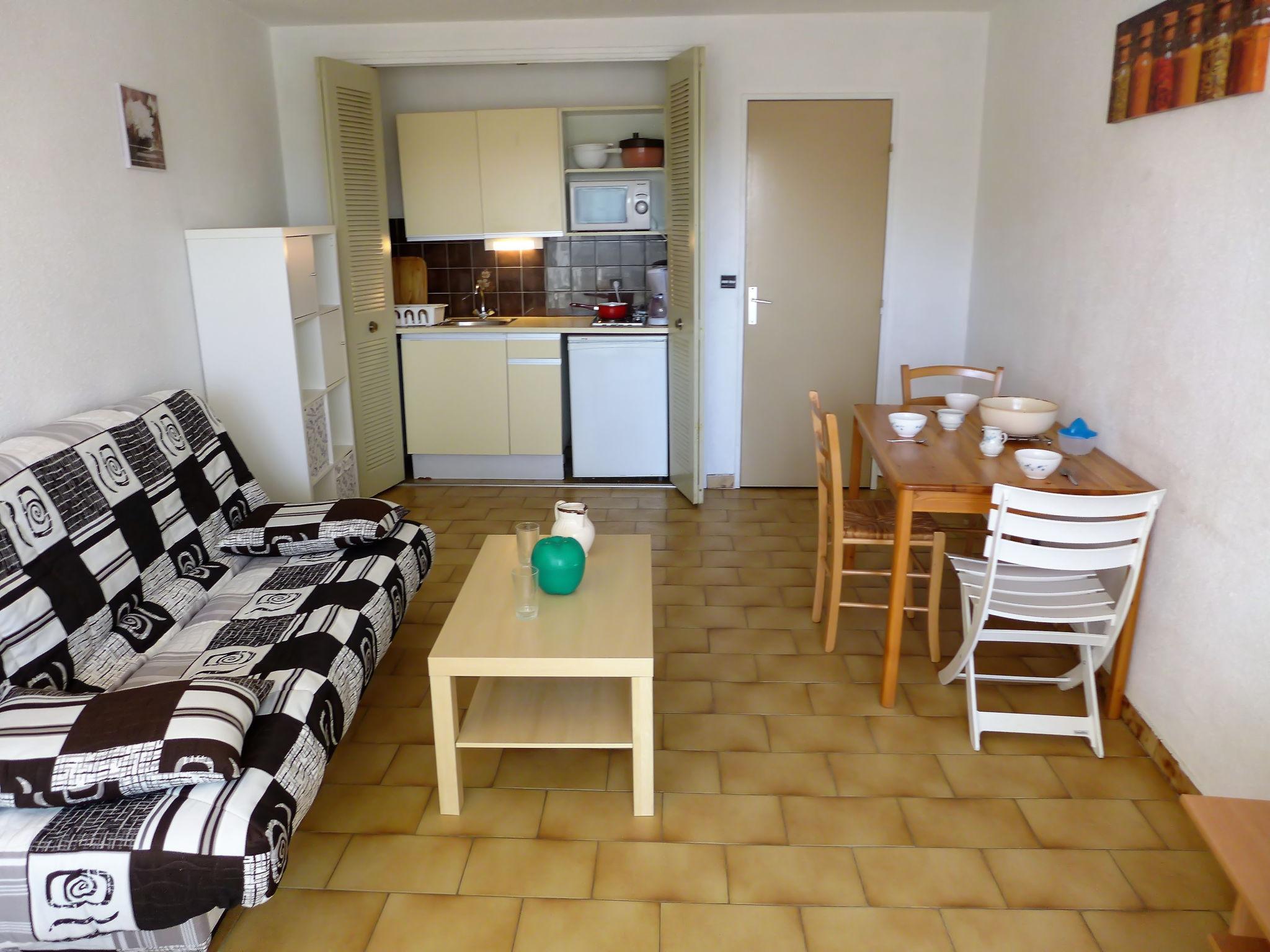 Foto 8 - Apartamento de 1 habitación en La Grande-Motte con terraza y vistas al mar
