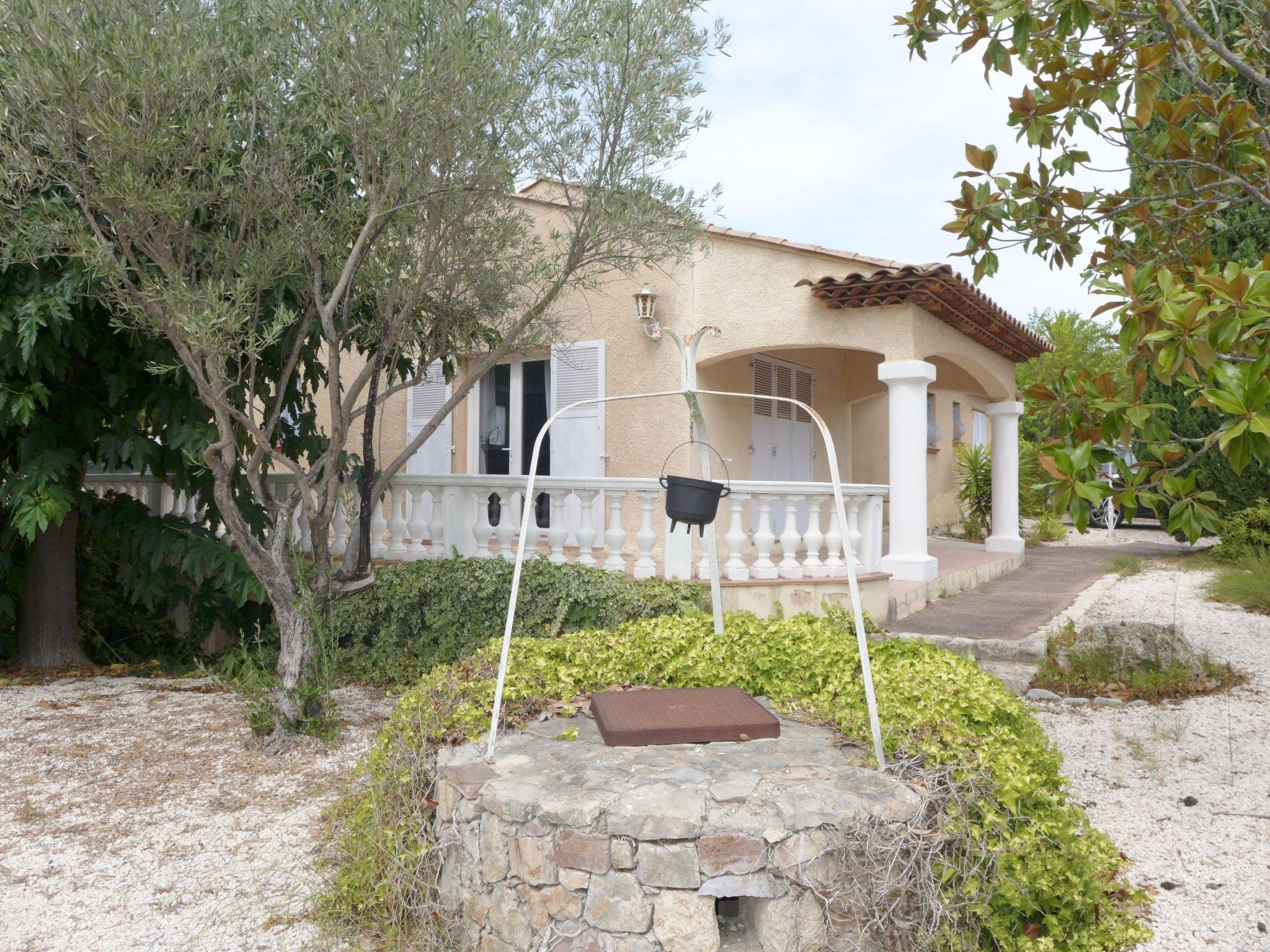 Foto 21 - Casa con 3 camere da letto a Roquebrune-sur-Argens con piscina privata e vista mare