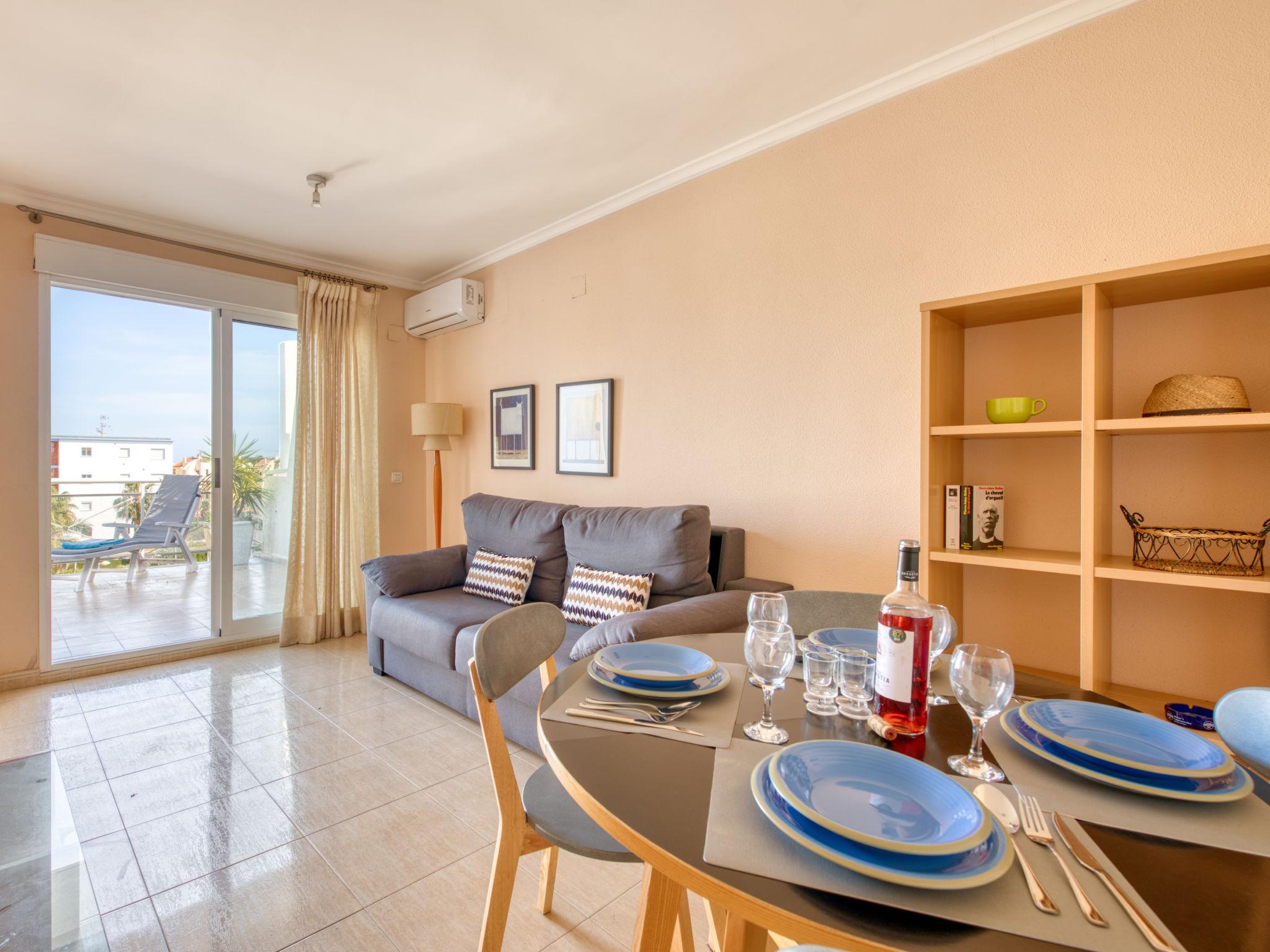 Photo 6 - 1 bedroom Apartment in Dénia with swimming pool and sea view