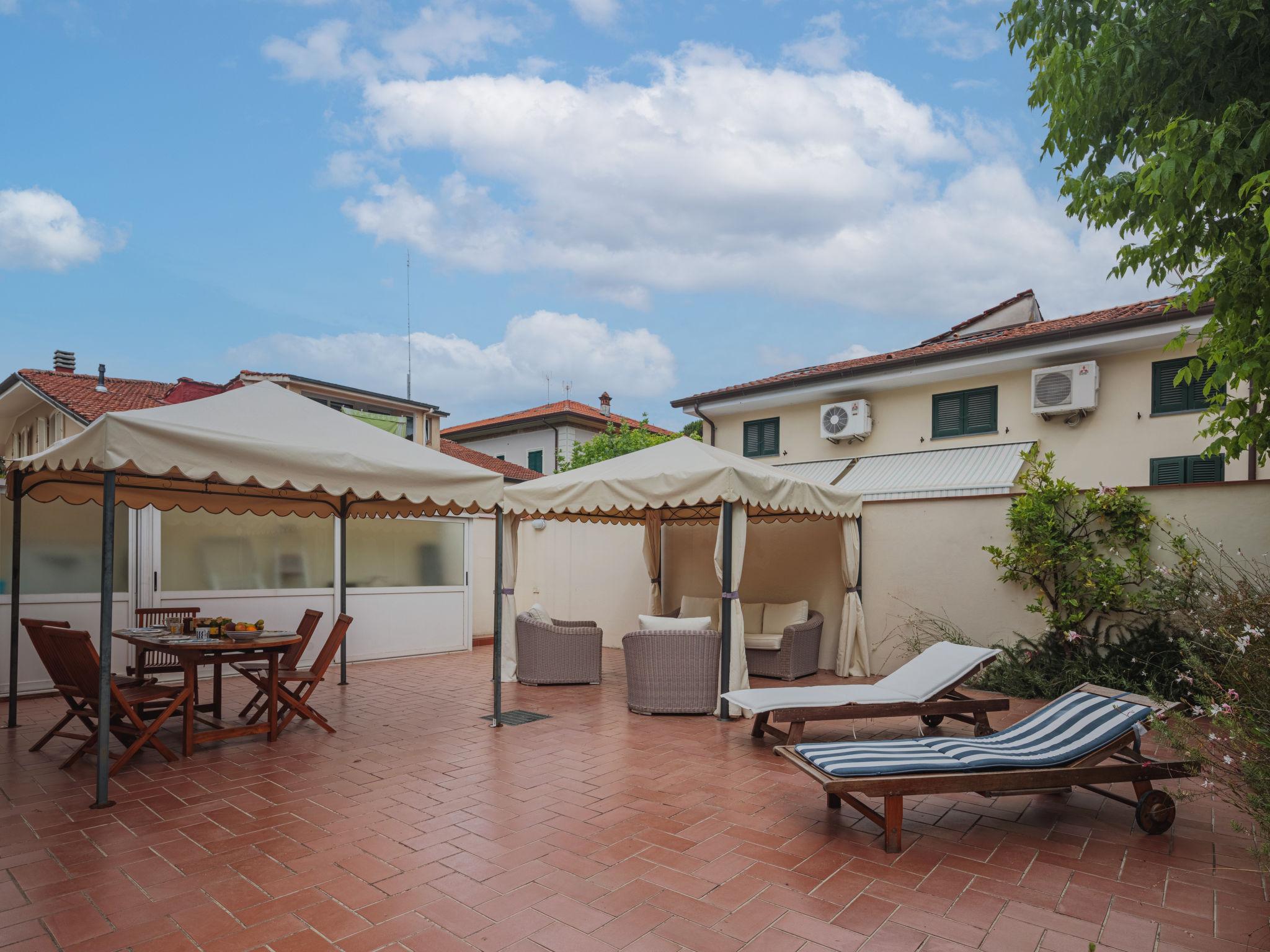 Foto 5 - Haus mit 3 Schlafzimmern in Camaiore mit garten und blick aufs meer