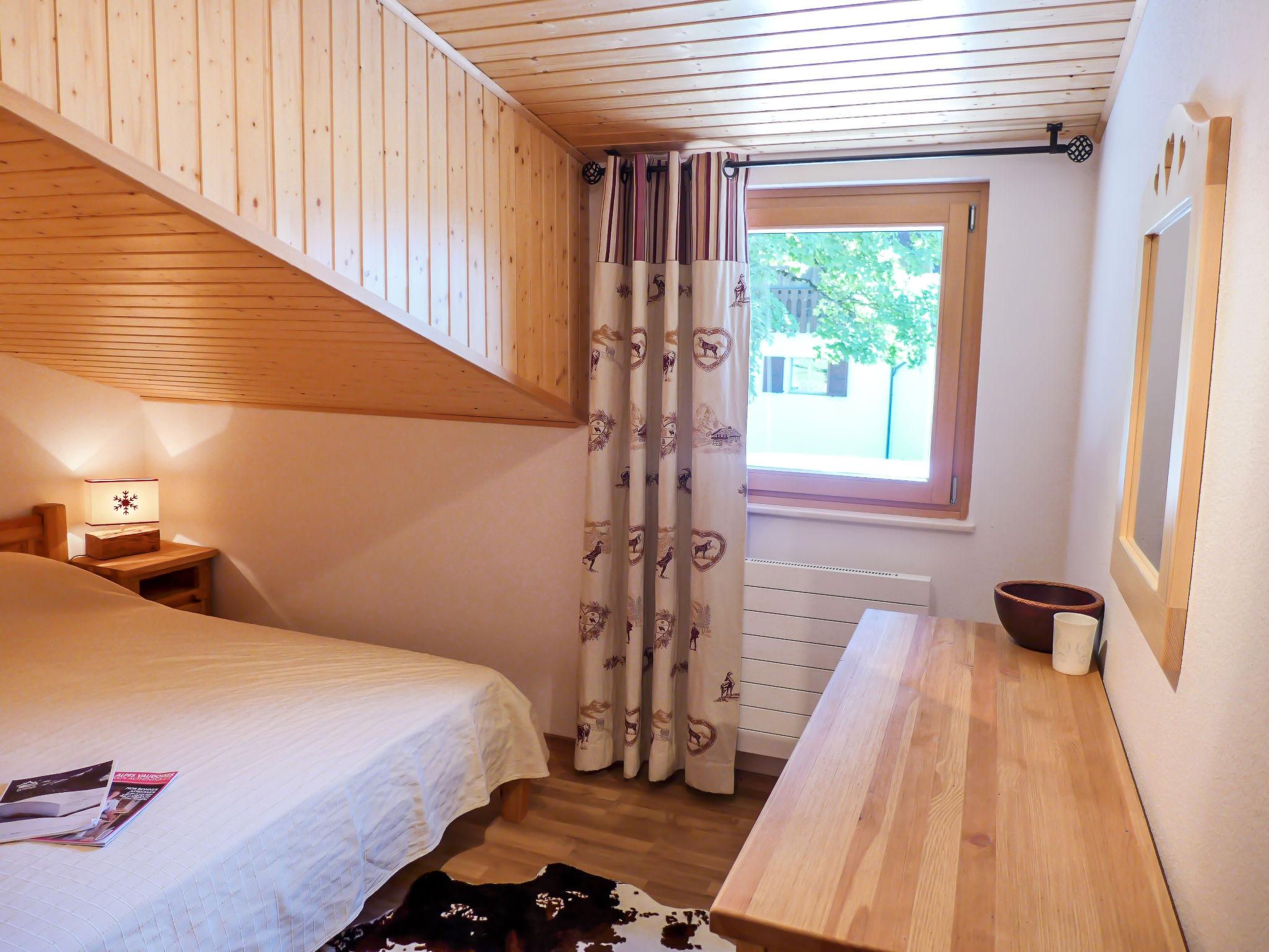 Photo 16 - 2 bedroom Apartment in Ollon with swimming pool and sauna