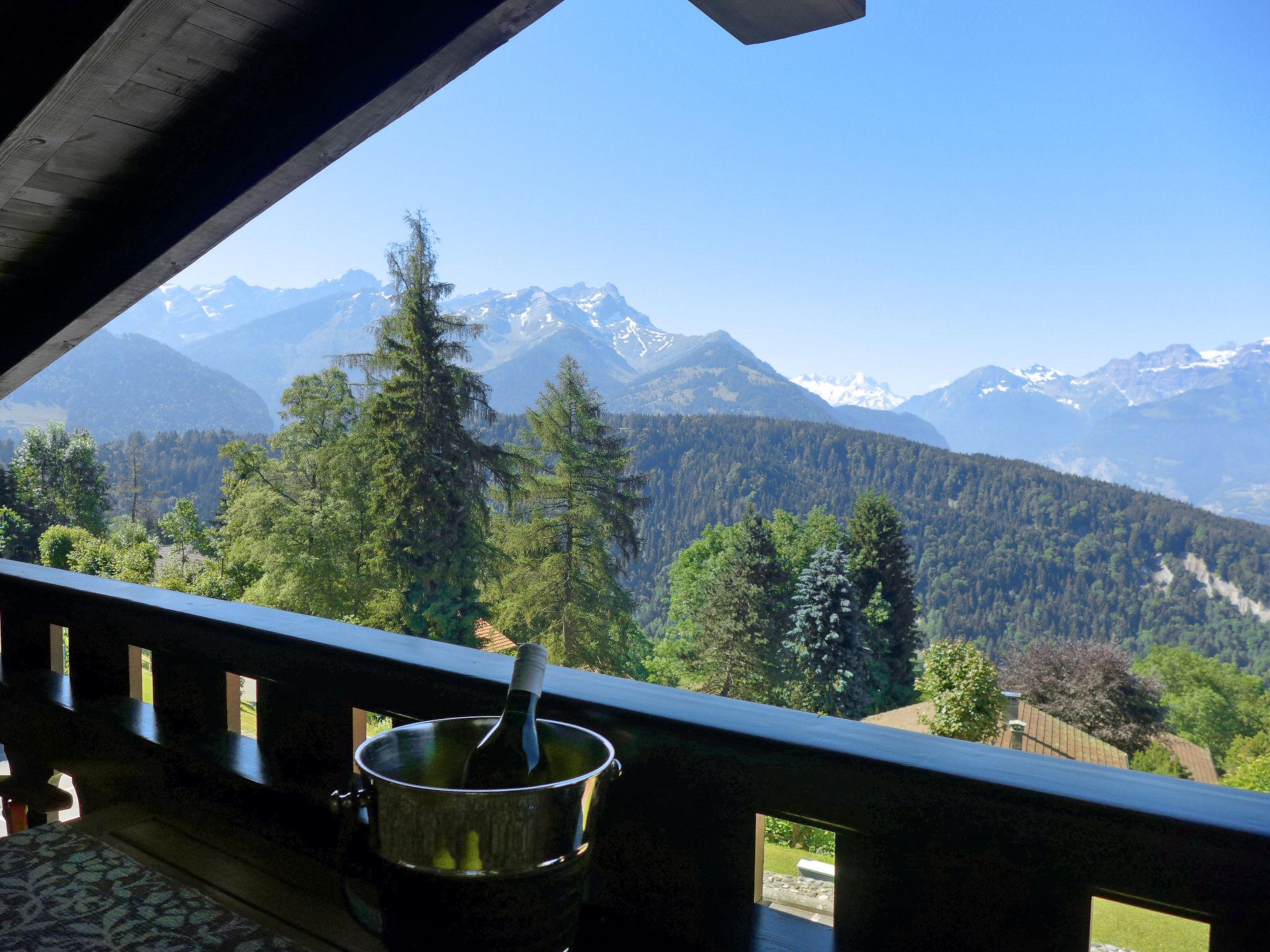 Foto 5 - Apartamento de 2 quartos em Ollon com piscina e vista para a montanha