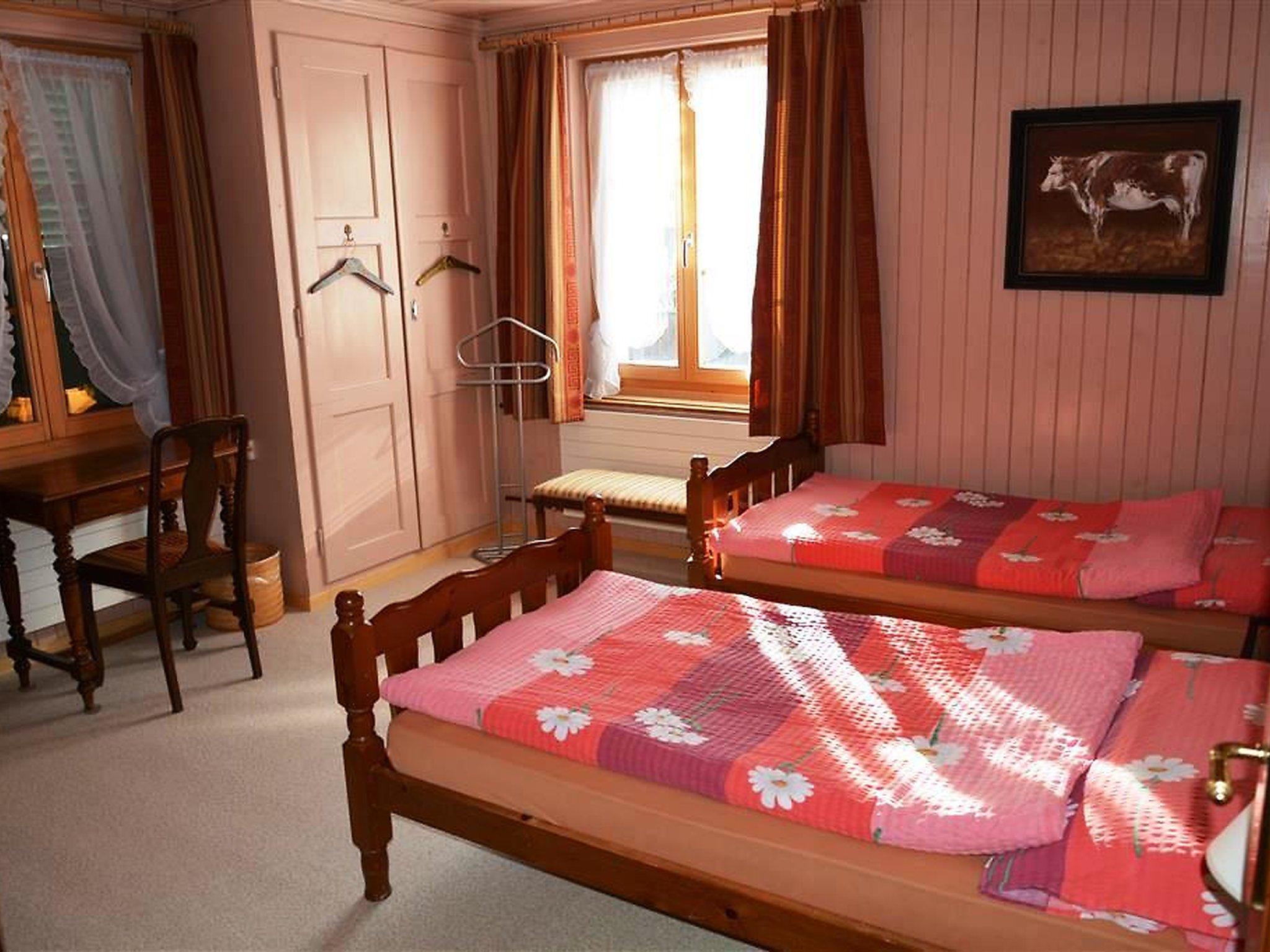 Photo 11 - 2 bedroom Apartment in Saanen