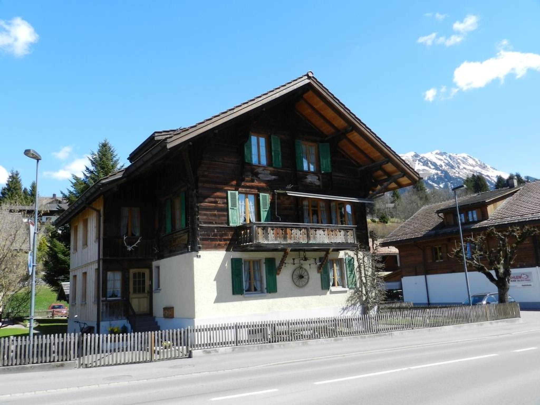 Photo 2 - 2 bedroom Apartment in Saanen