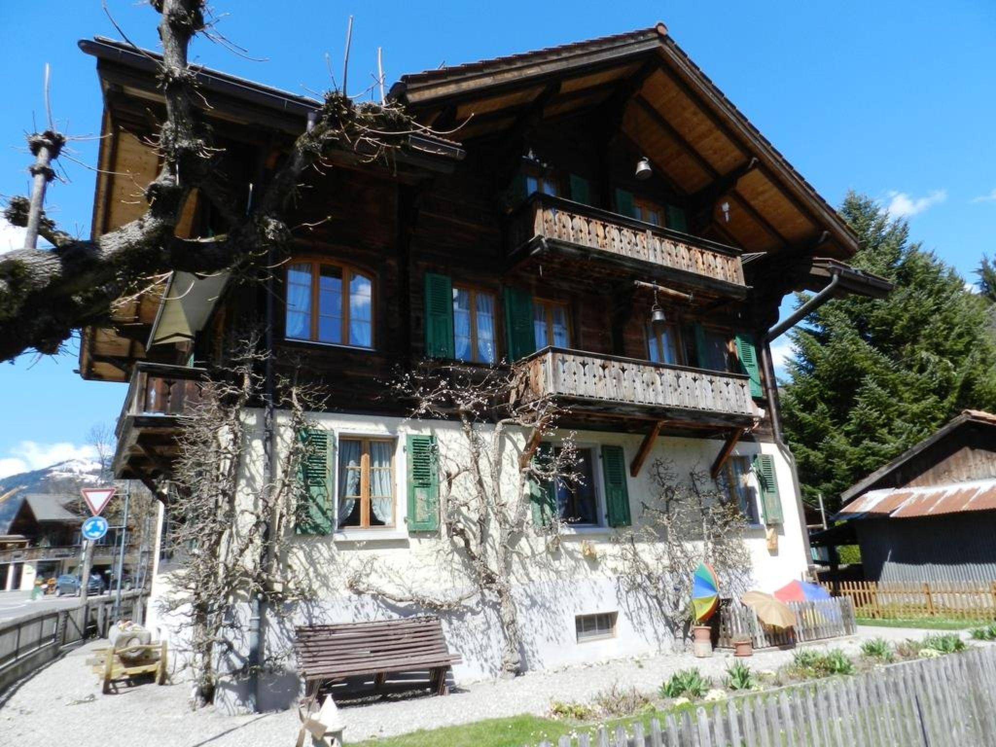 Photo 3 - 2 bedroom Apartment in Saanen