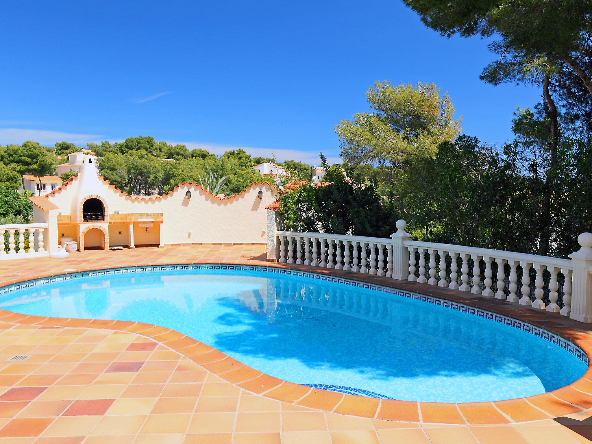 Foto 3 - Casa de 4 habitaciones en Jávea con piscina privada y jardín