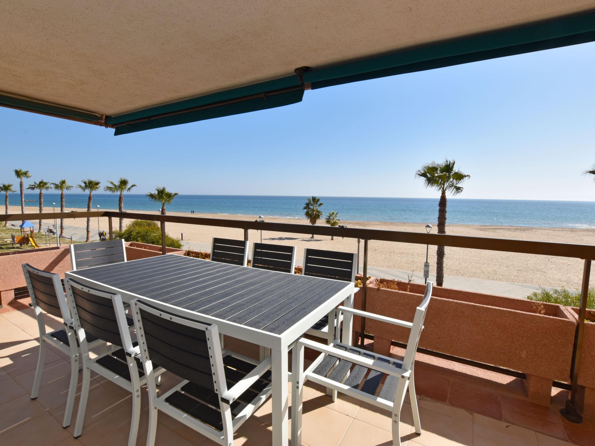 Foto 1 - Apartamento de 4 habitaciones en Torredembarra con piscina y vistas al mar