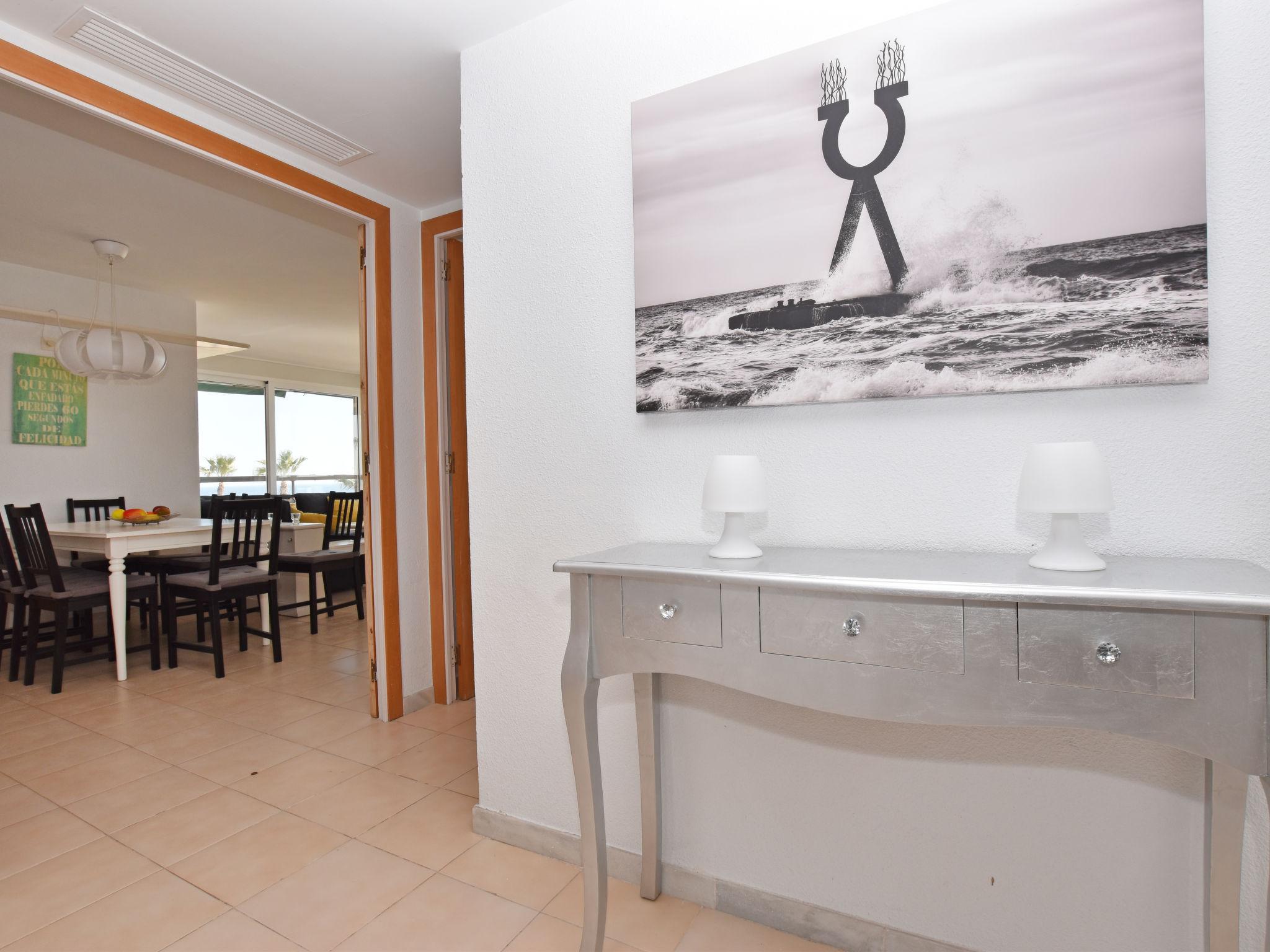 Foto 8 - Appartamento con 4 camere da letto a Torredembarra con piscina e vista mare