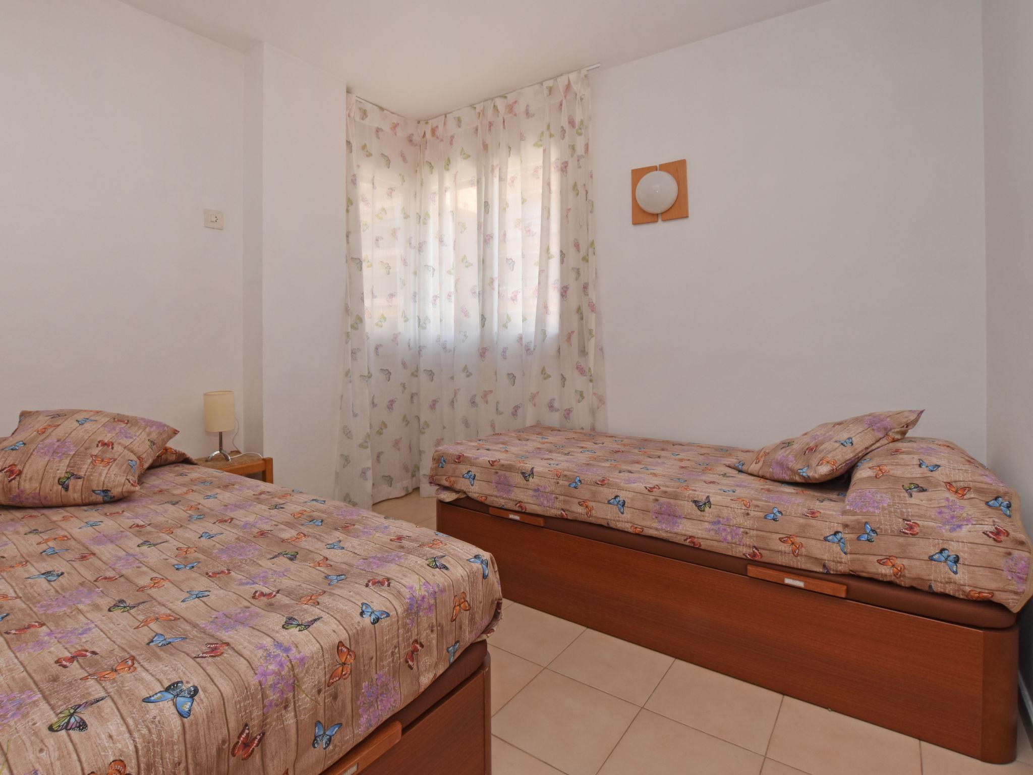 Foto 20 - Appartamento con 4 camere da letto a Torredembarra con piscina e vista mare