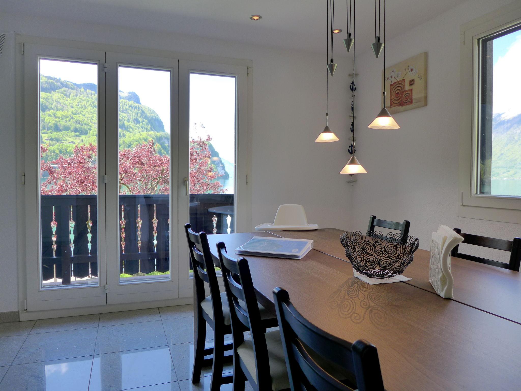 Photo 4 - 4 bedroom House in Brienz with garden and terrace